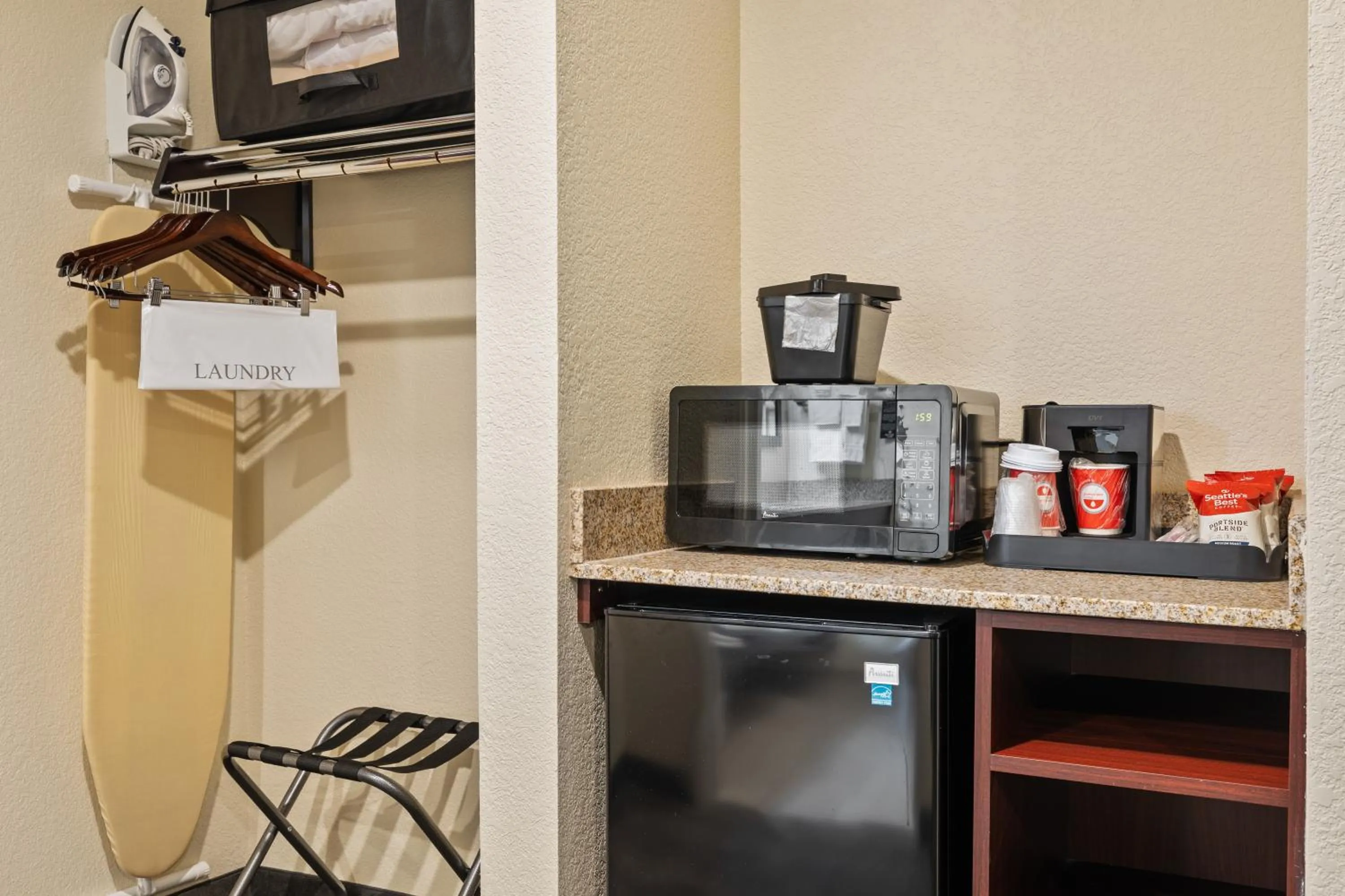 Bedroom in Cobblestone Hotel & Suites - Alpine