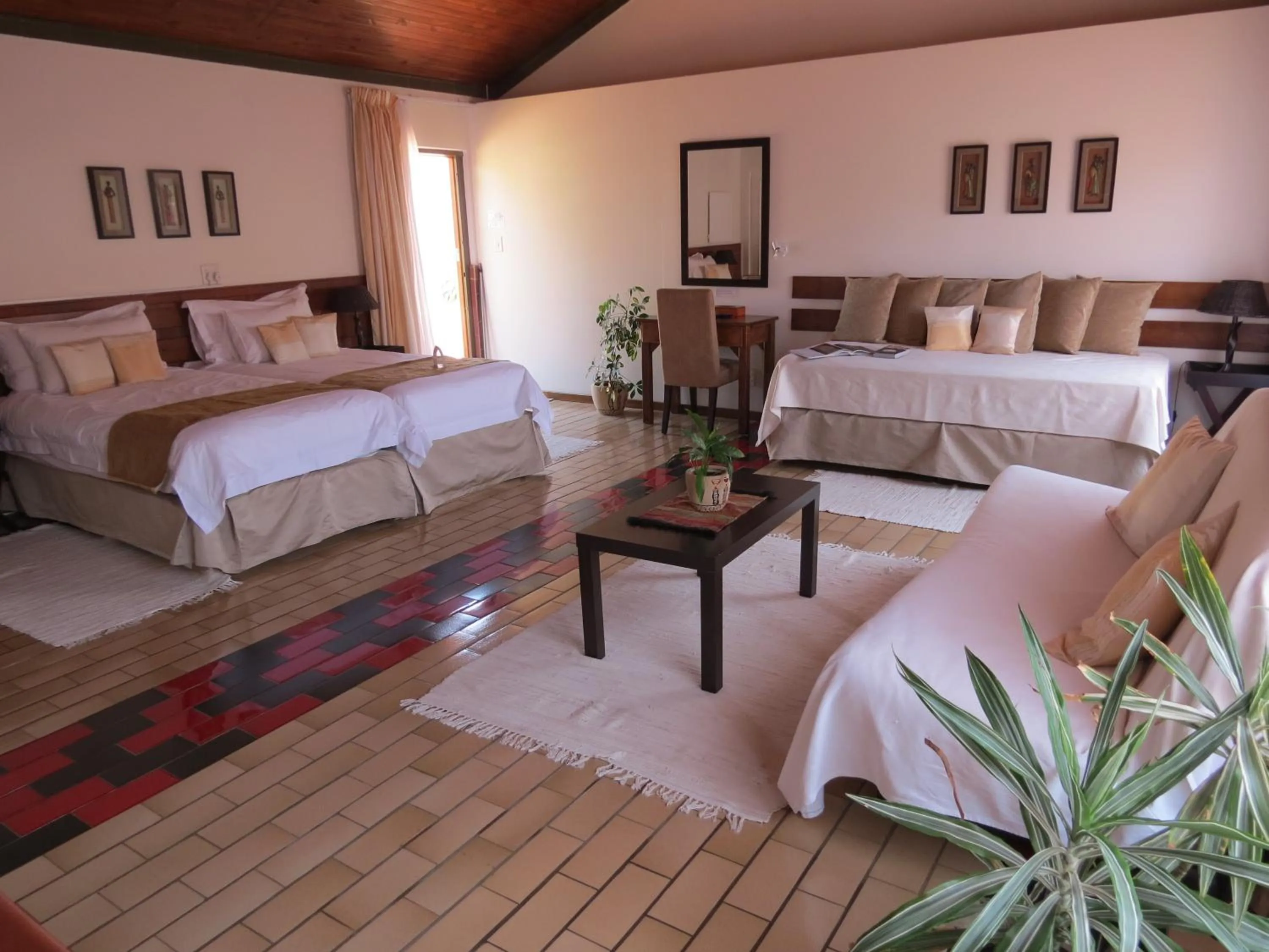 Photo of the whole room in Touraco Guesthouse