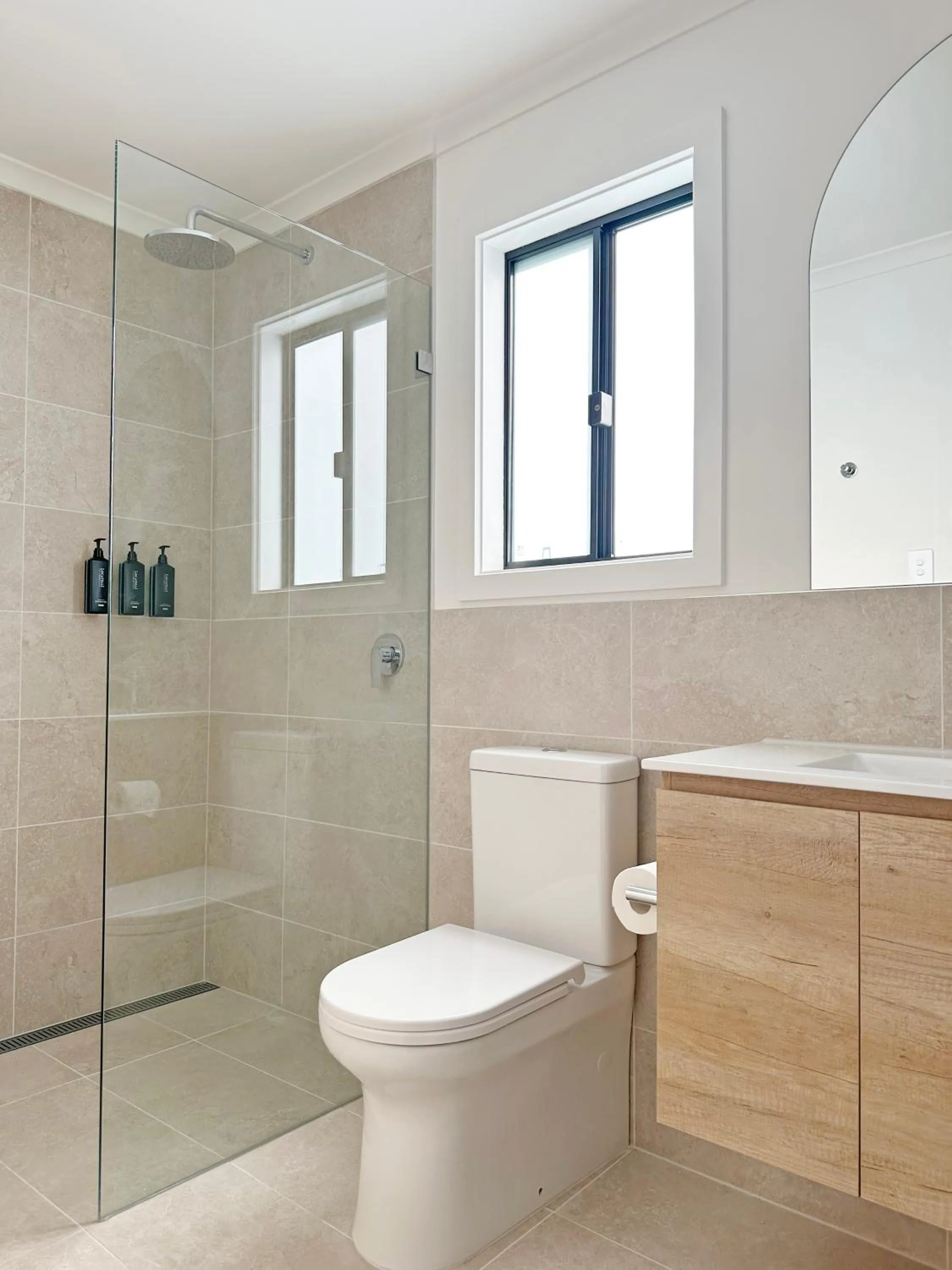 Bathroom in Catalina Motel Lake Macquarie