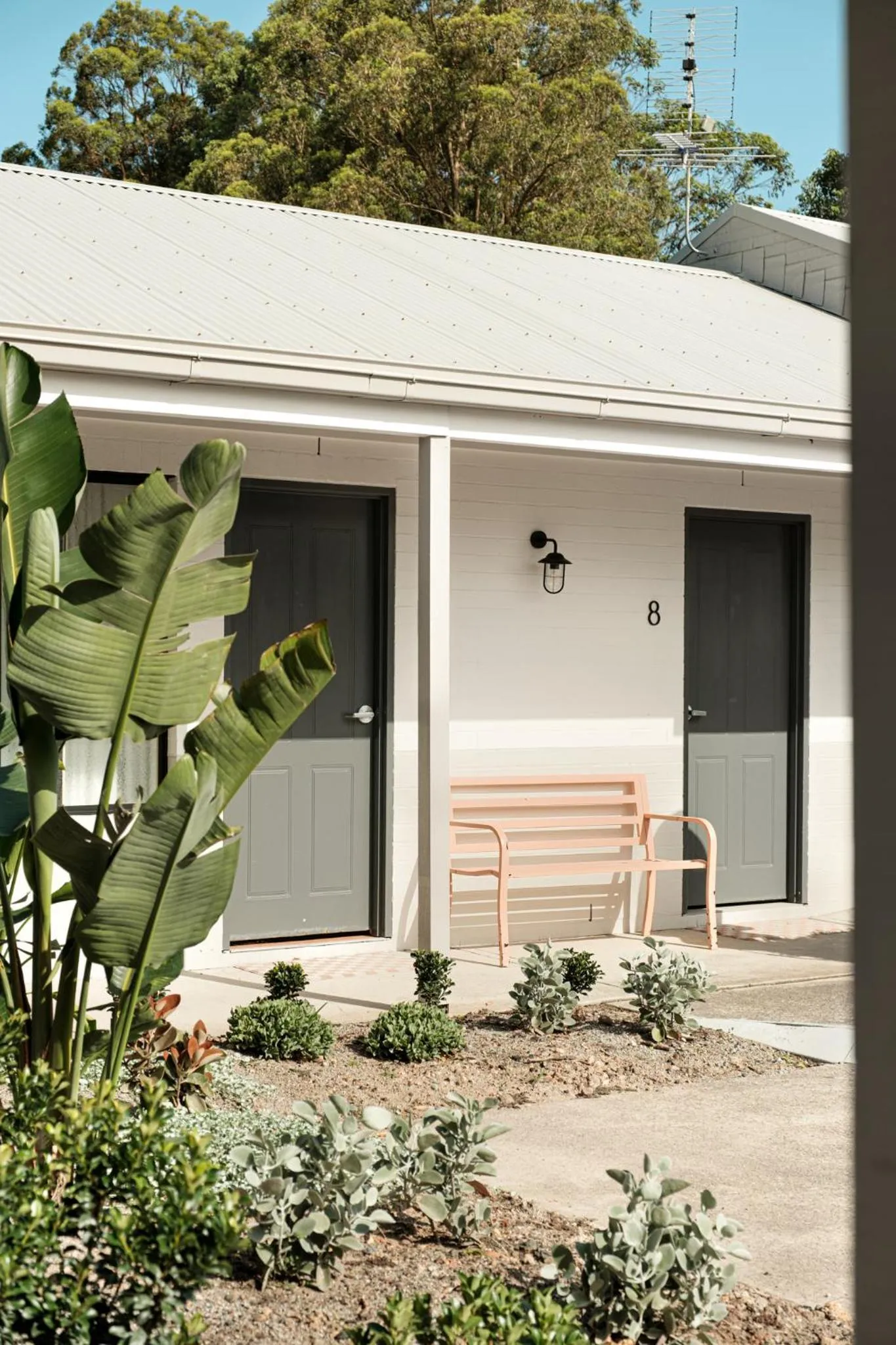 Property building in Catalina Motel Lake Macquarie