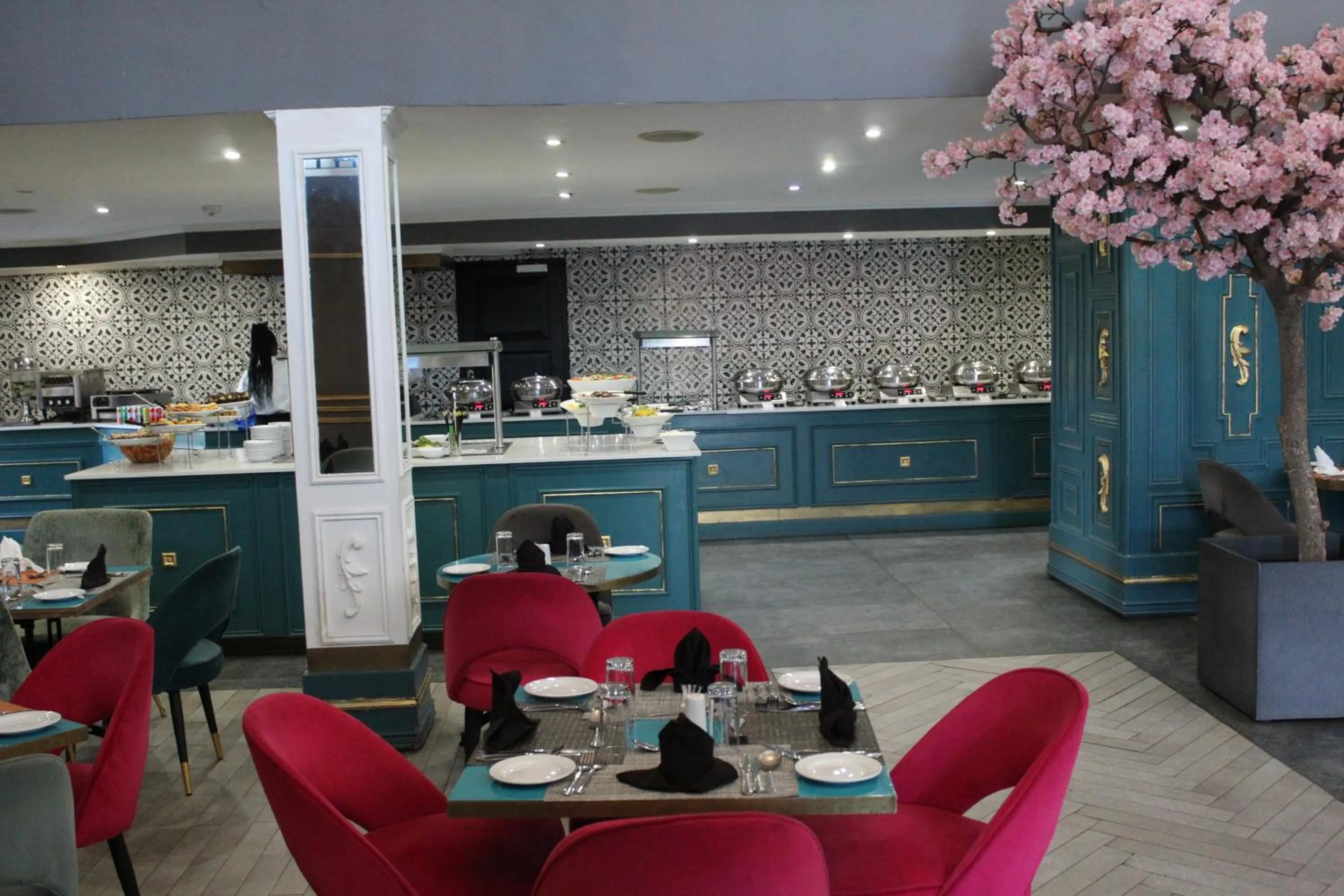 Restaurant/places to eat in Happy Valley Hotel and Casino