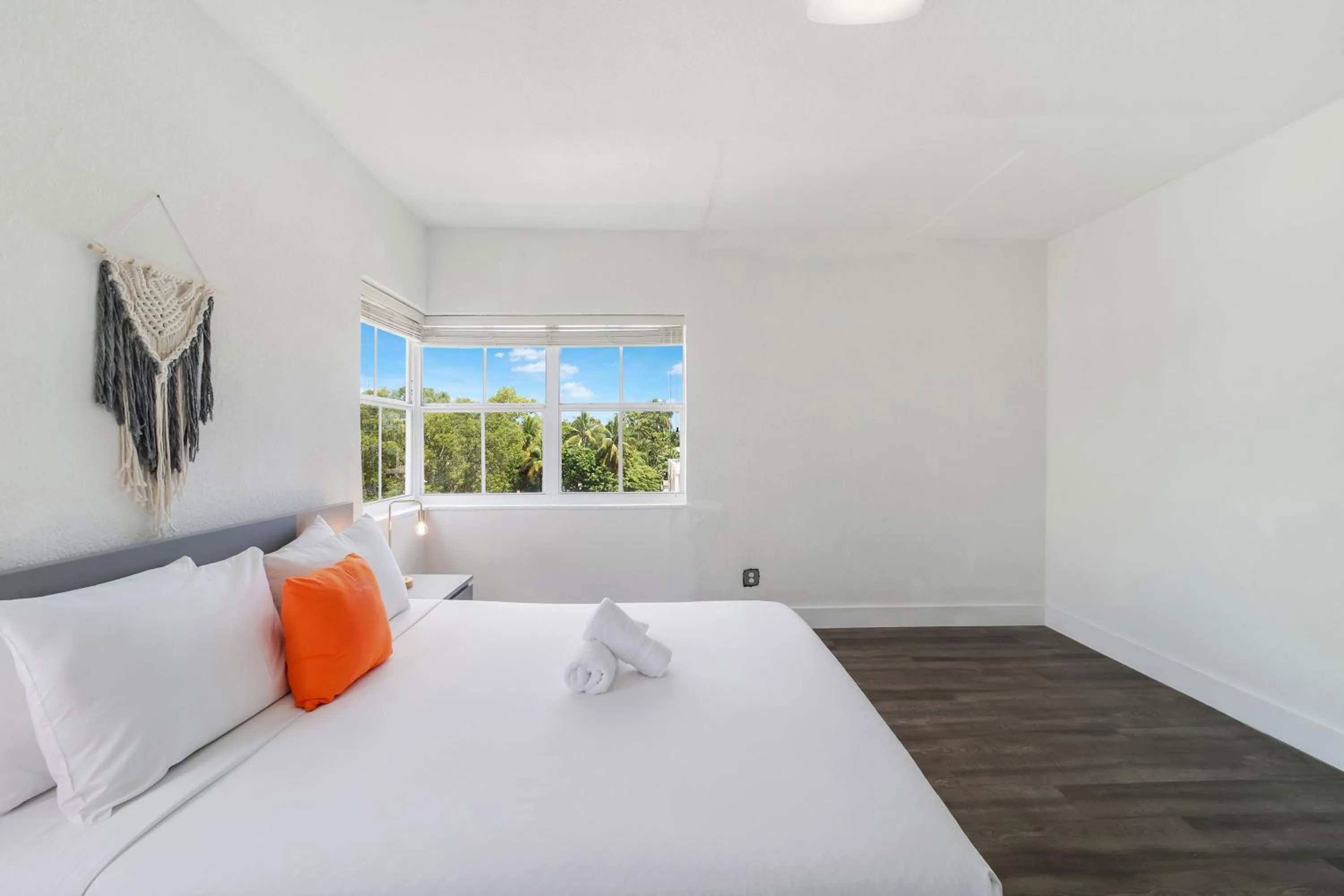 Bed in Treehouse Hotel