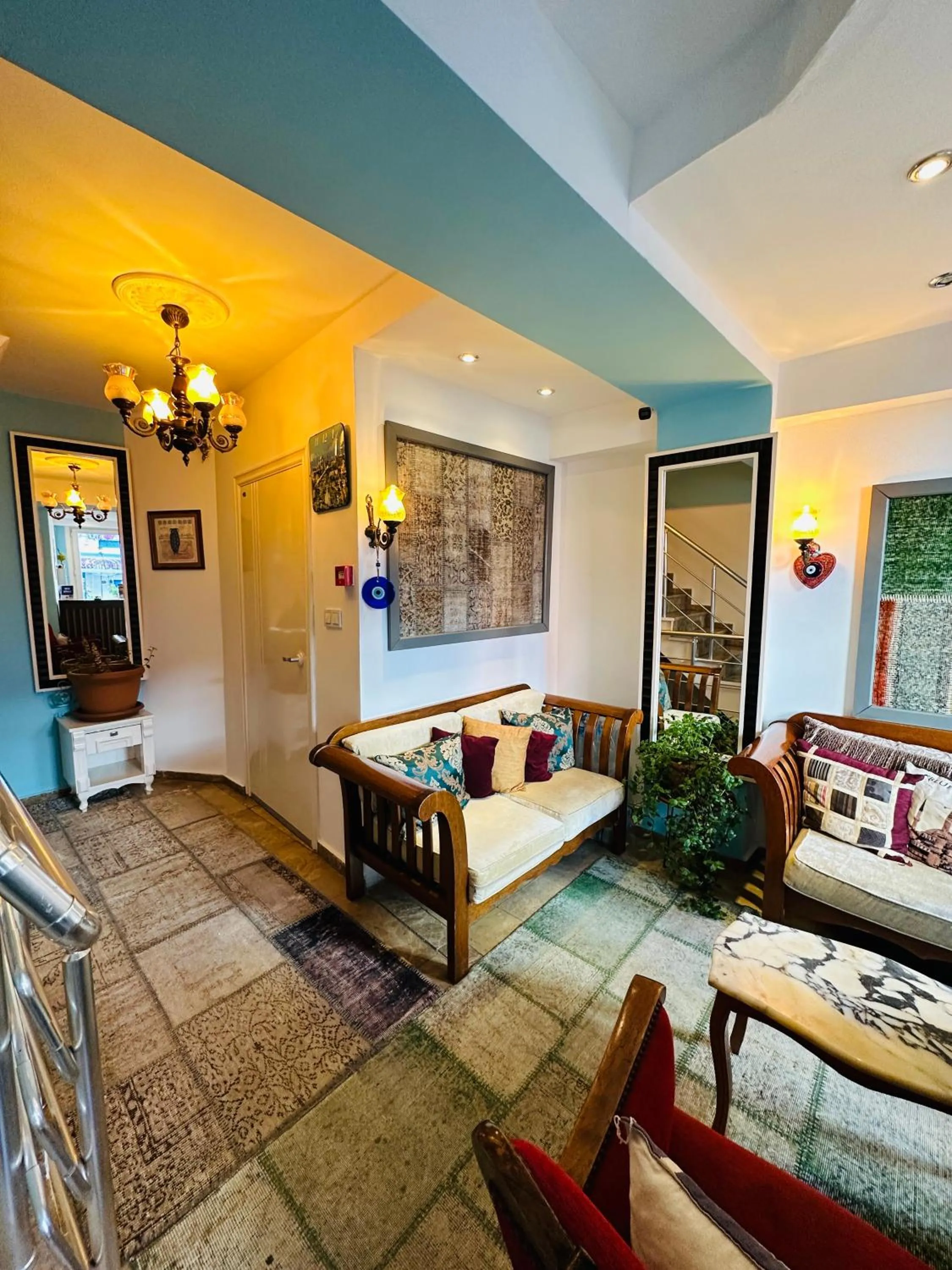 Lobby or reception in La Petite Maison Hotel