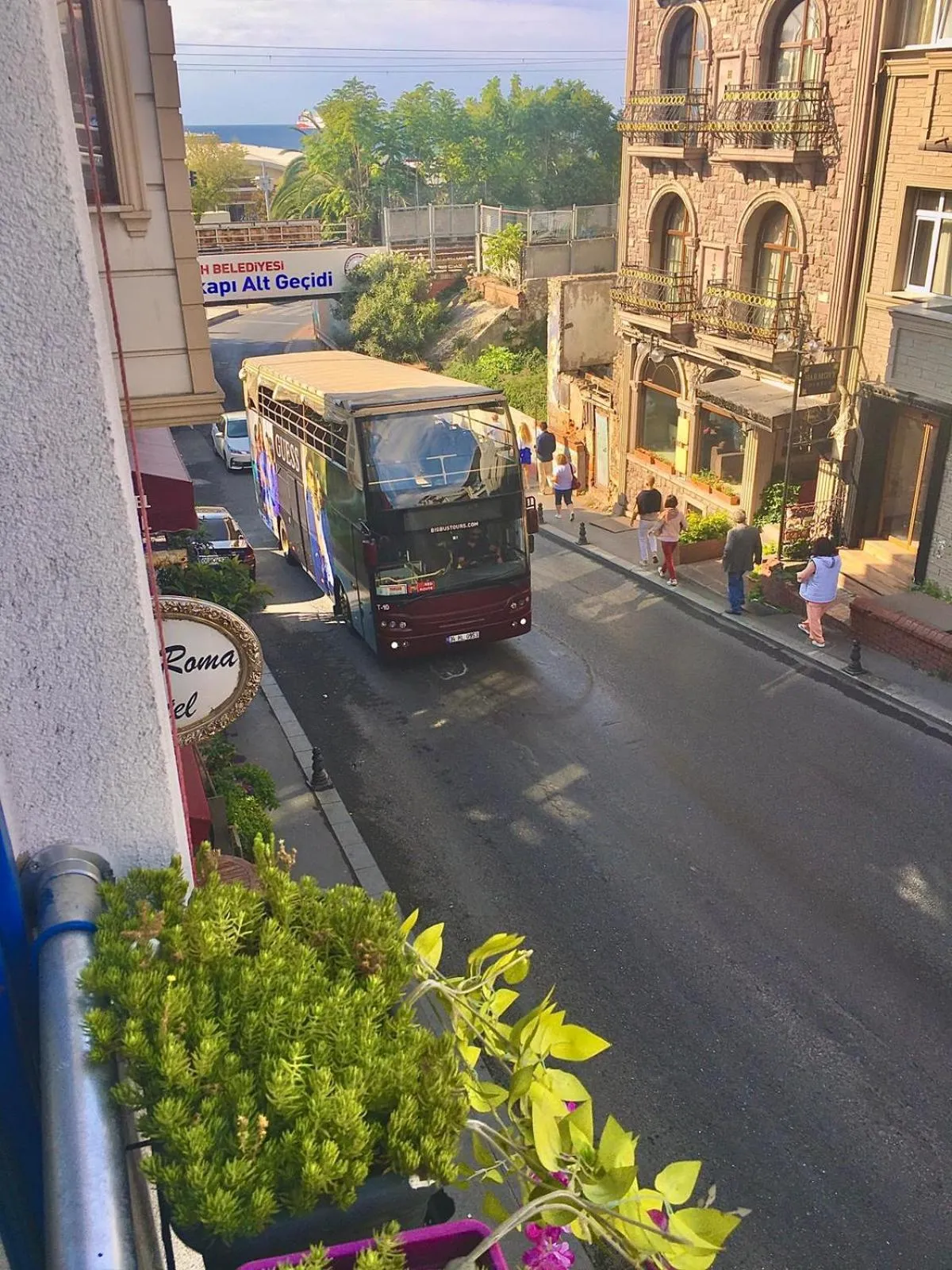 Street view in La Petite Maison Hotel