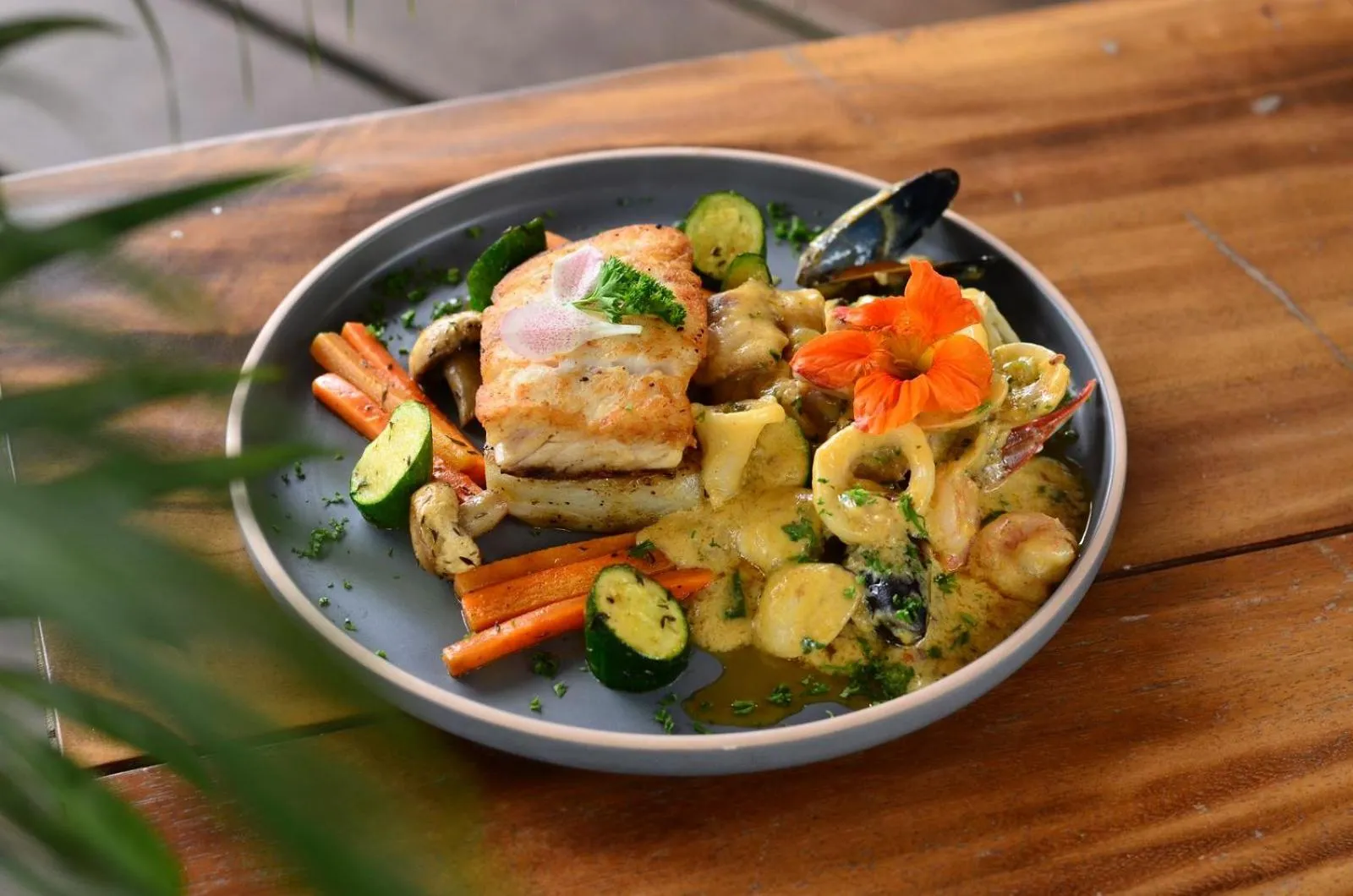 Restaurant/places to eat in Palo Alto Glamping Hotel