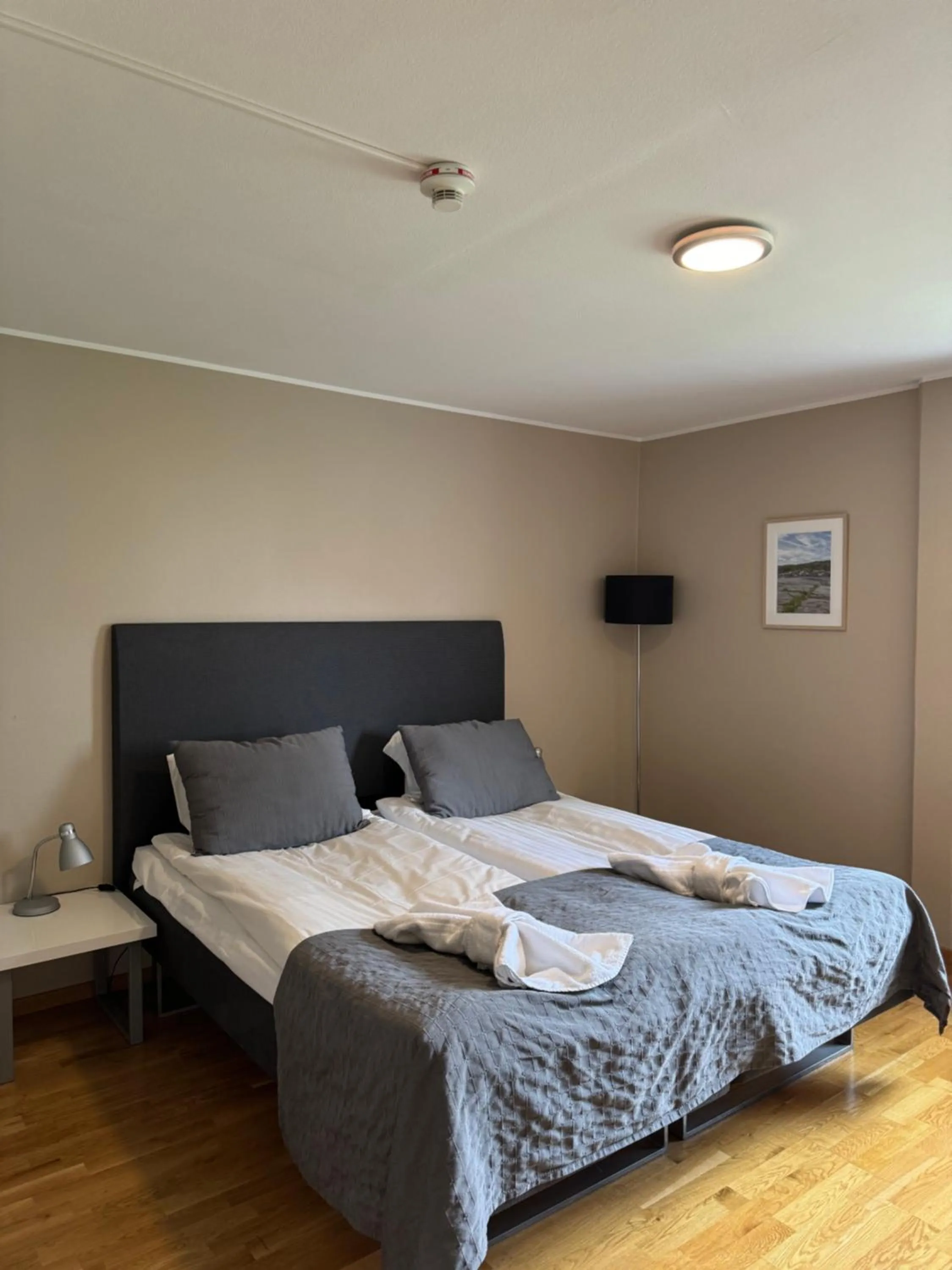 Property building, Bed in Ullångers Hotell & Restaurang