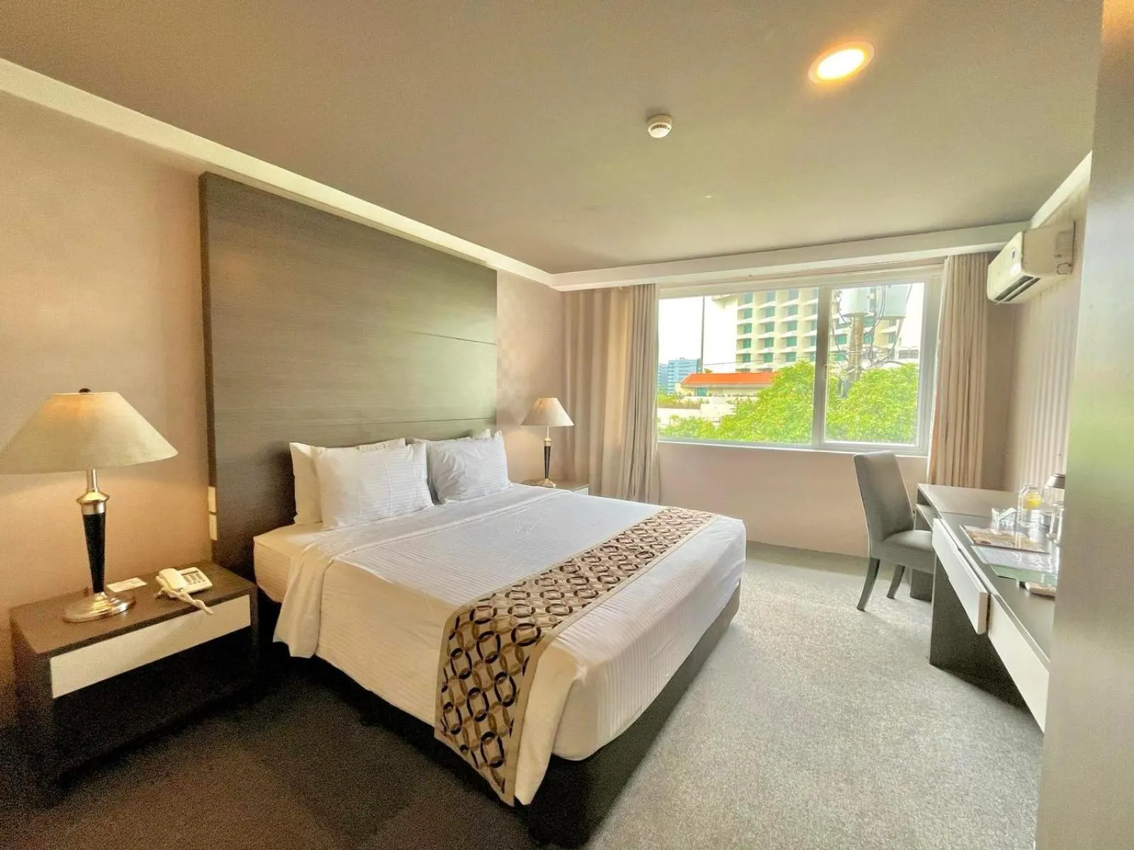 Bed in 88 Courtyard Hotel