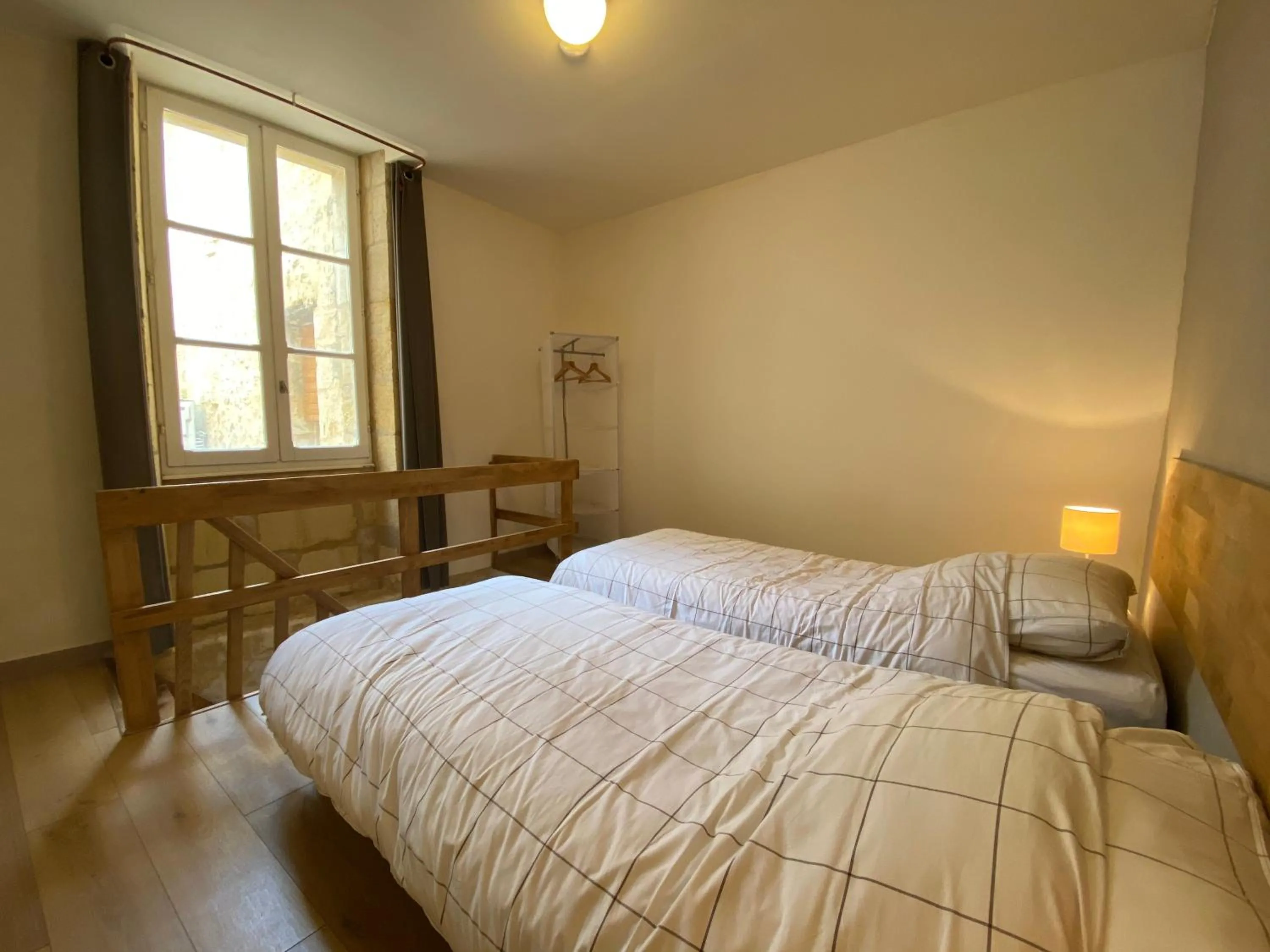 Bedroom, Bed in APARTHOTEL Appartement Saint Emilion