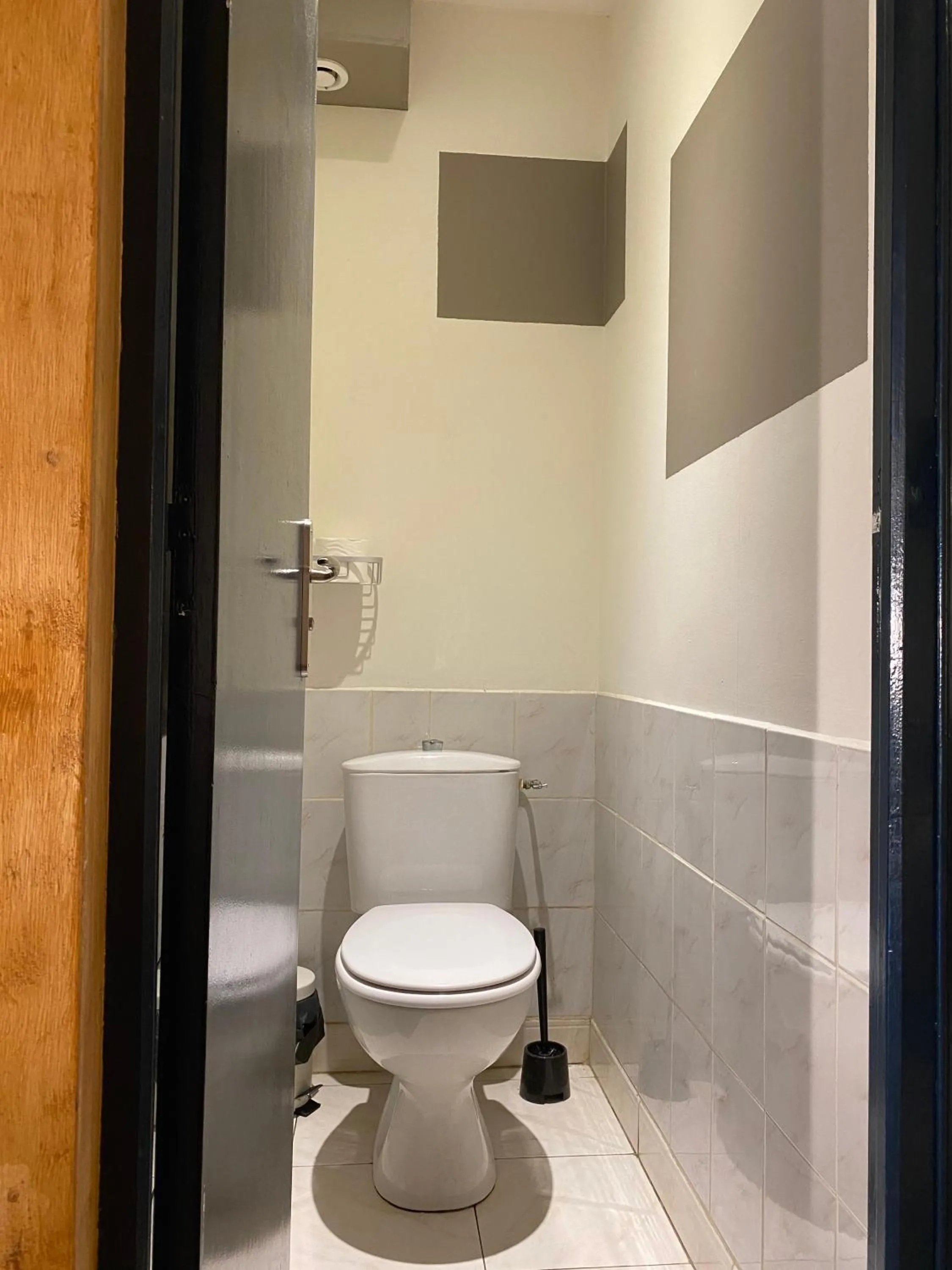 Toilet in APARTHOTEL Appartement Saint Emilion