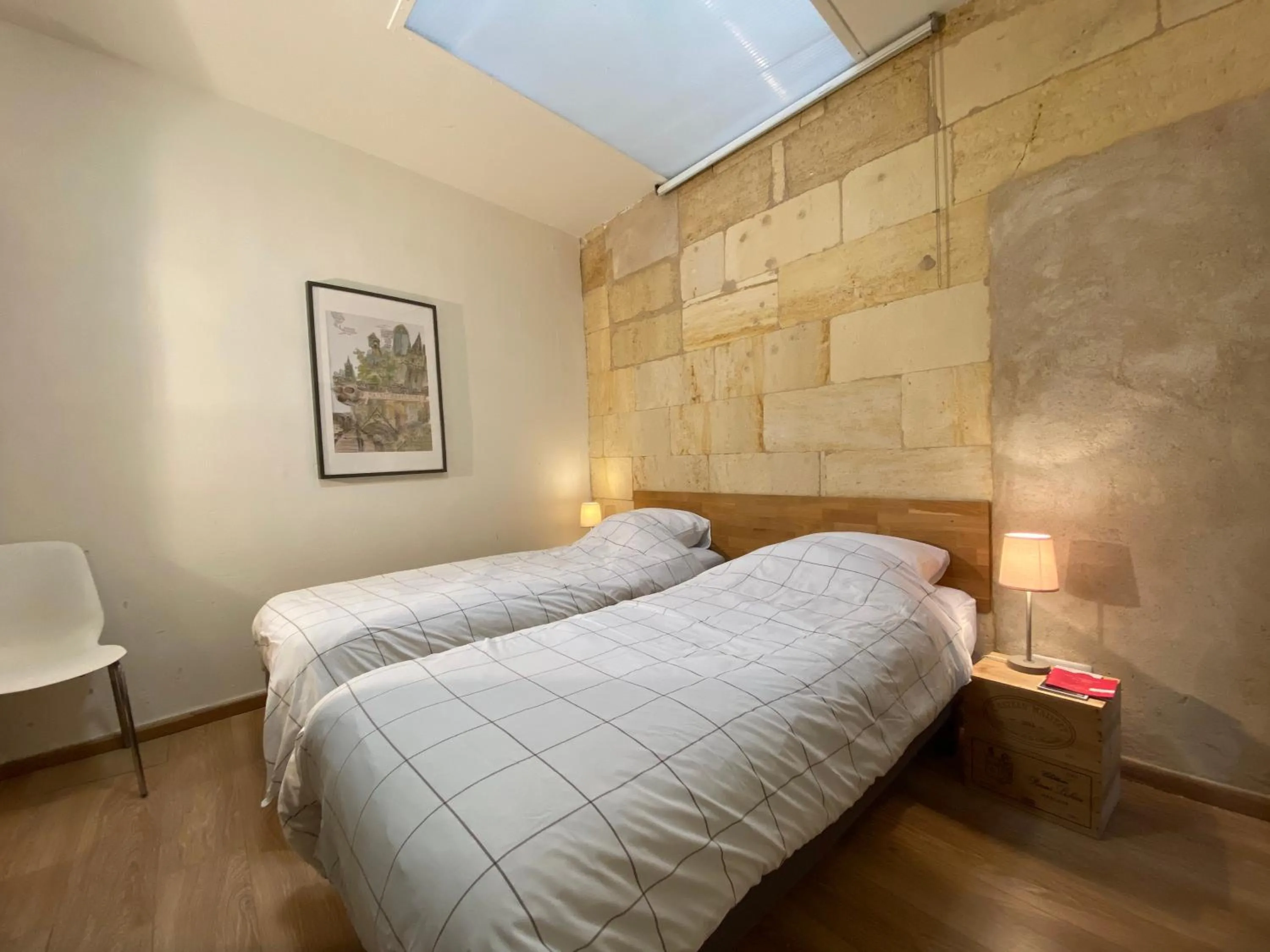 Bedroom, Bed in APARTHOTEL Appartement Saint Emilion