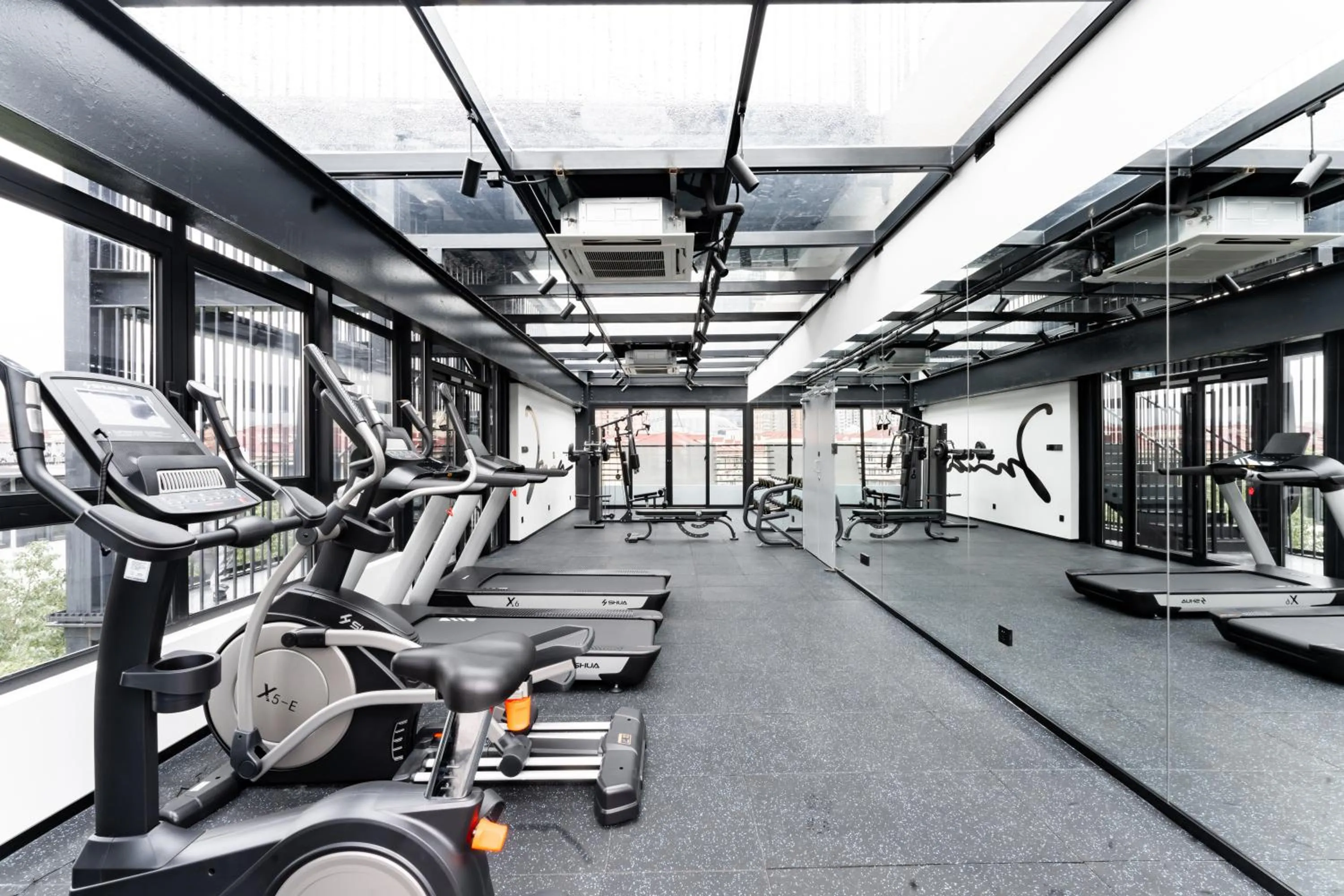 Fitness centre/facilities in Mia Hotel - Shanghai Xuhui Jiaotong University