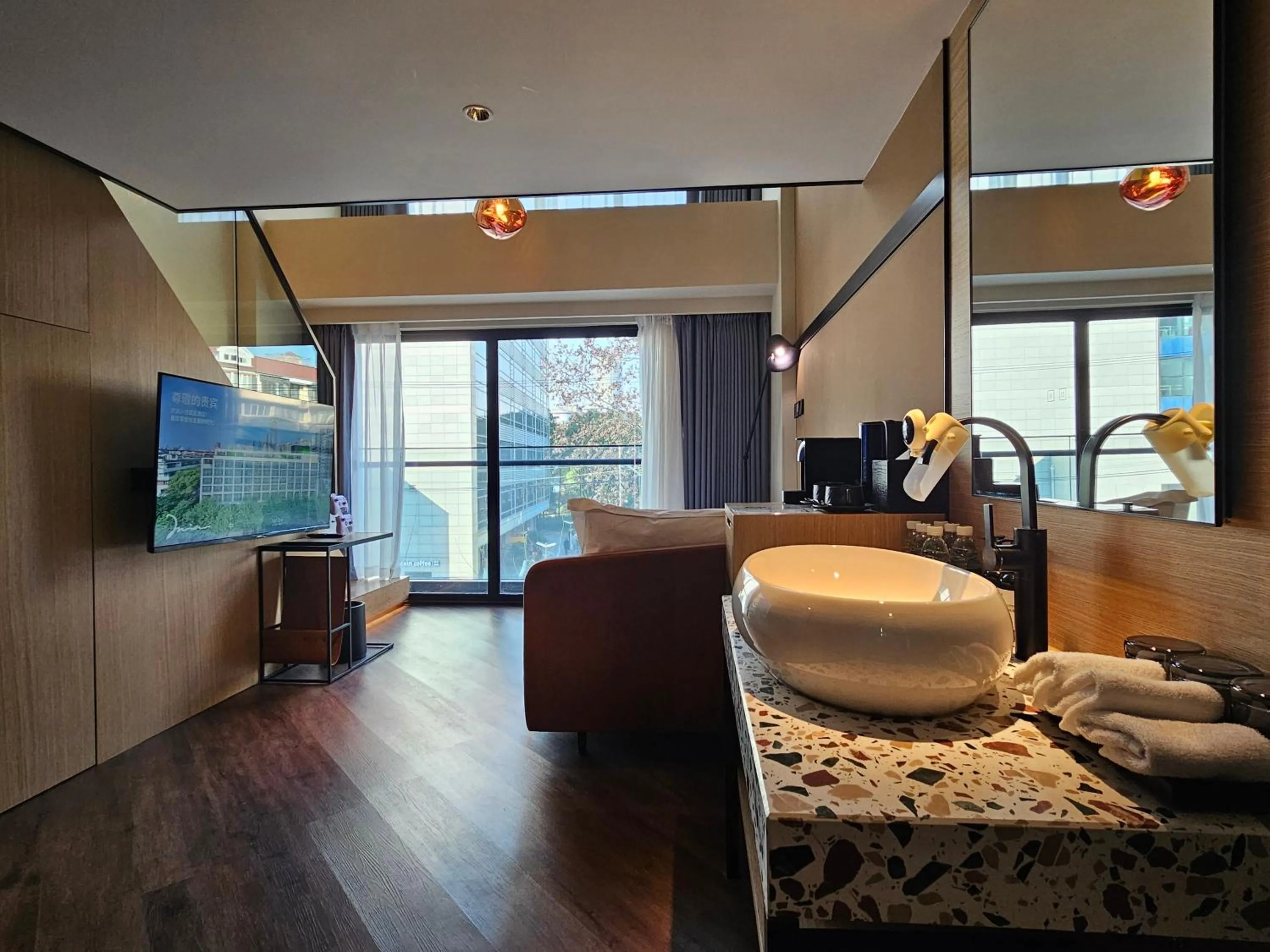 Mia Hotel - Shanghai Xuhui Jiaotong University