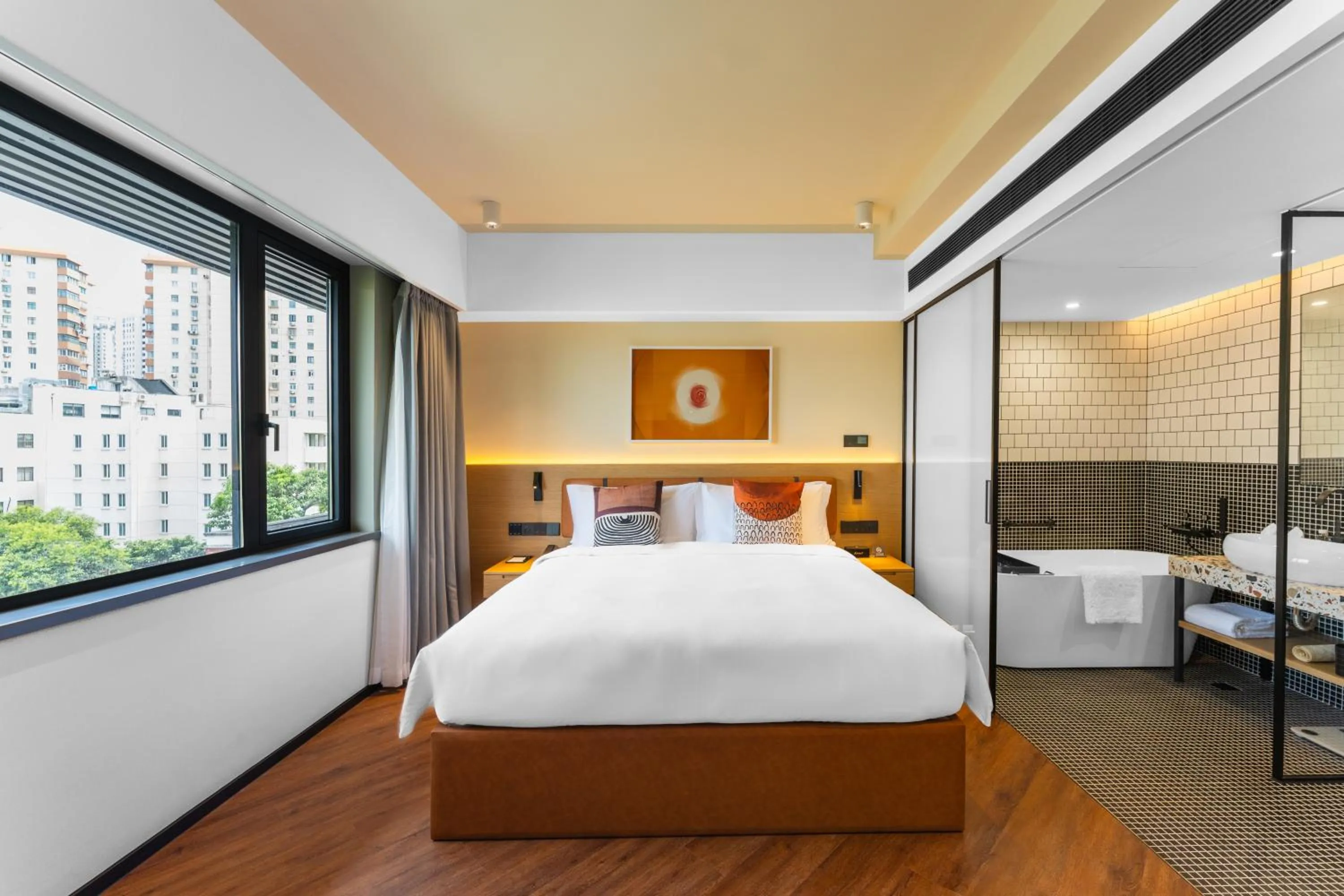 Bed in Mia Hotel - Shanghai Xuhui Jiaotong University