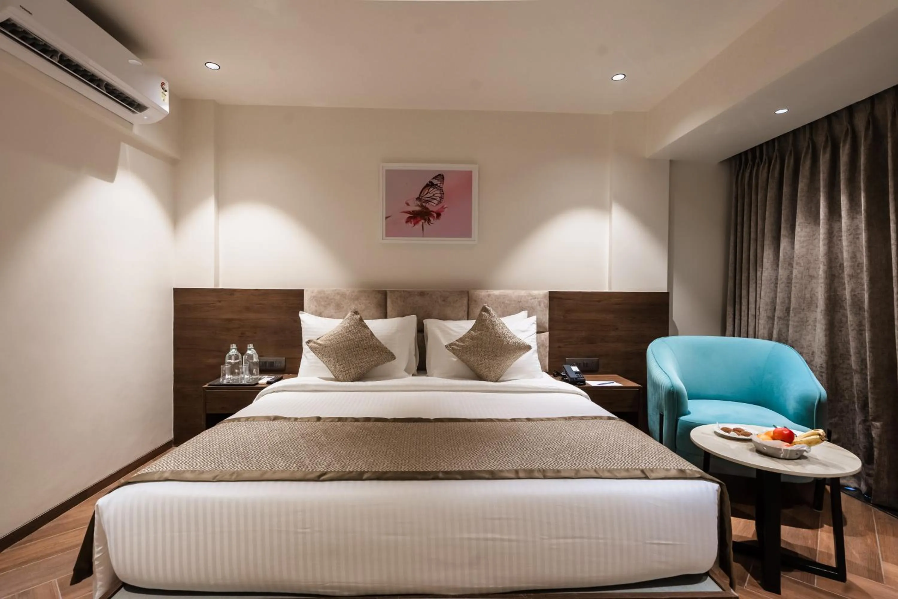 Bed in Regenta Place Igatpuri