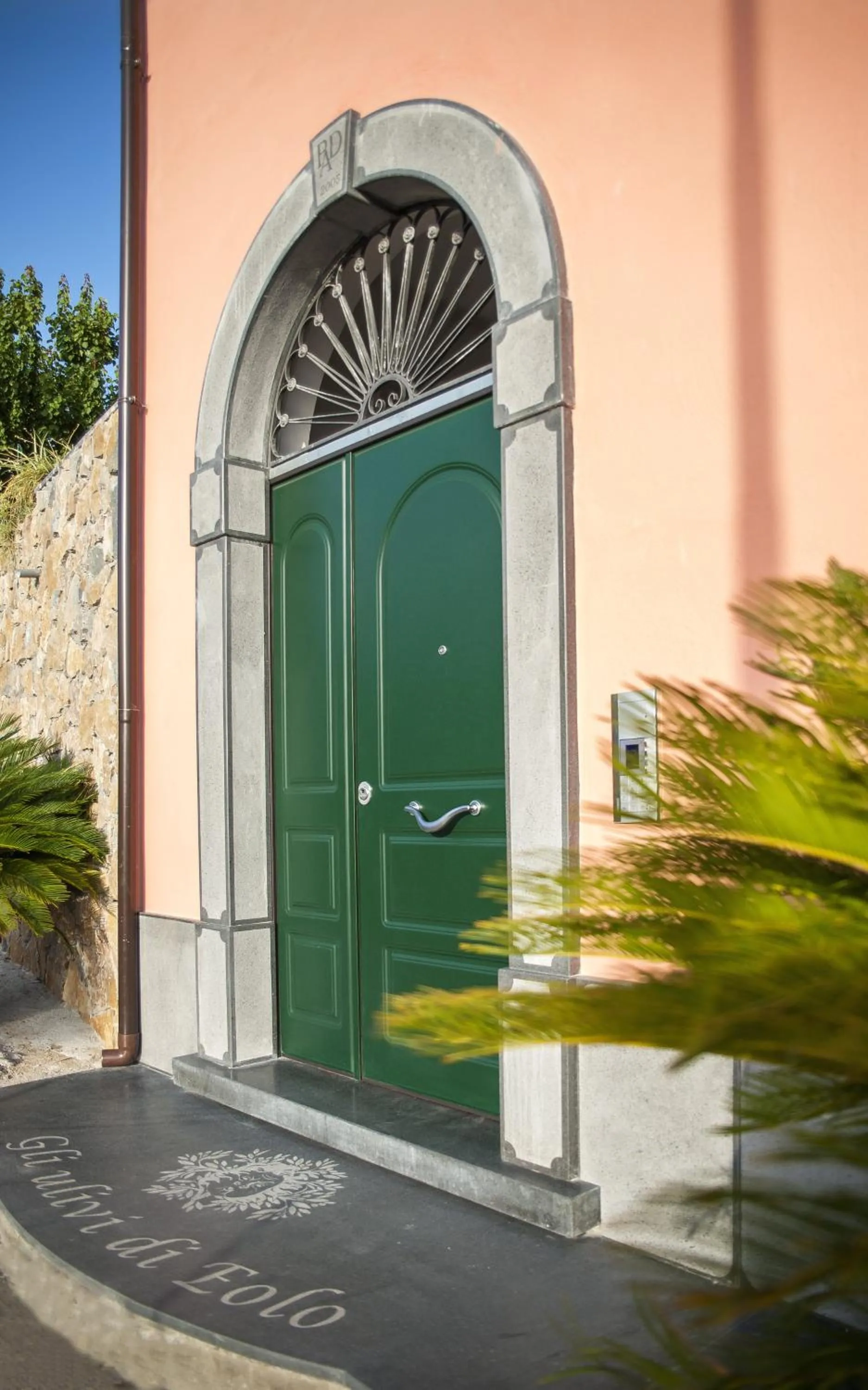 Facade/entrance in Residence Gli Ulivi di Eolo