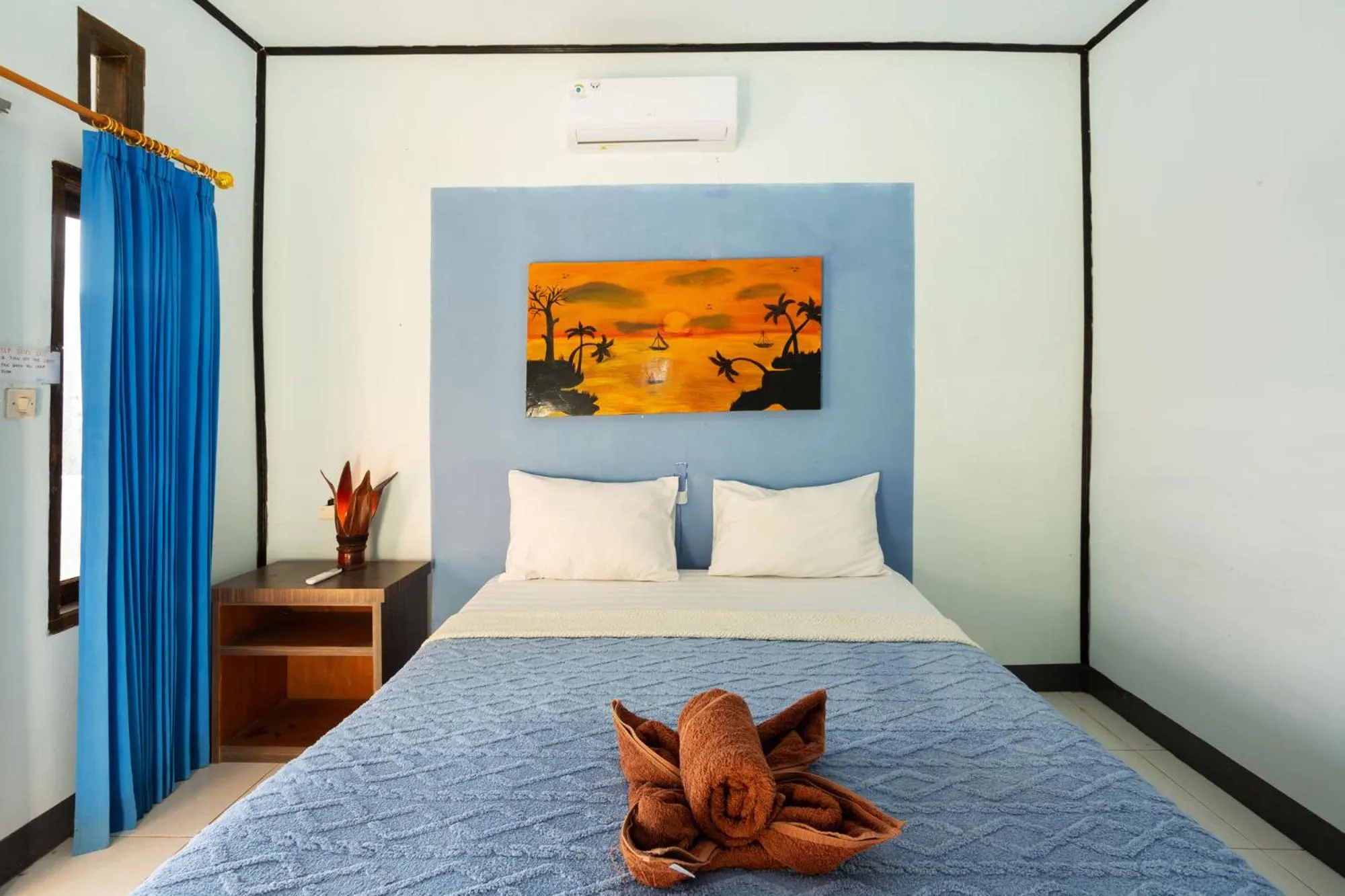 Bed in Creative Trawangan Stay