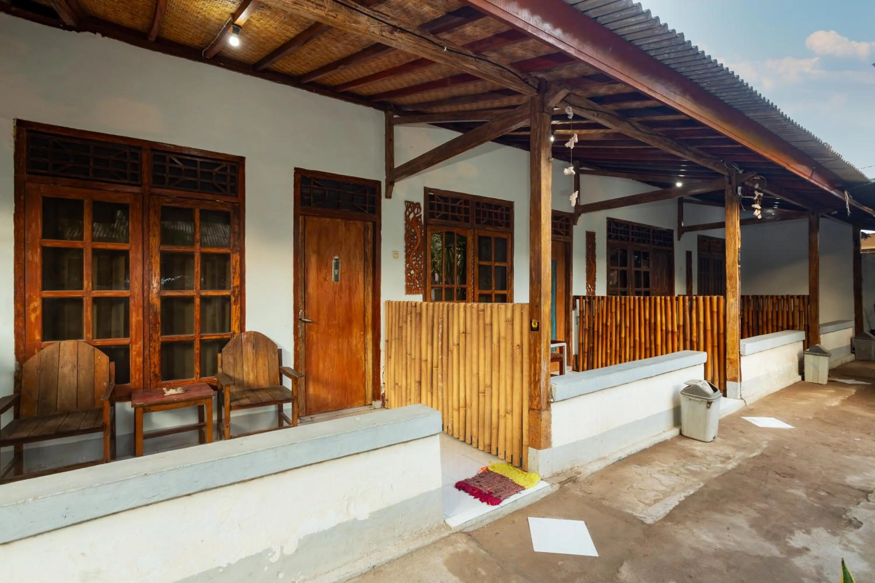 Balcony/Terrace in Creative Trawangan Stay