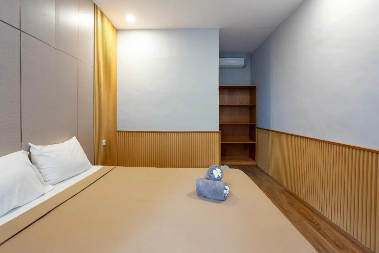 Bed in Creative Trawangan Stay