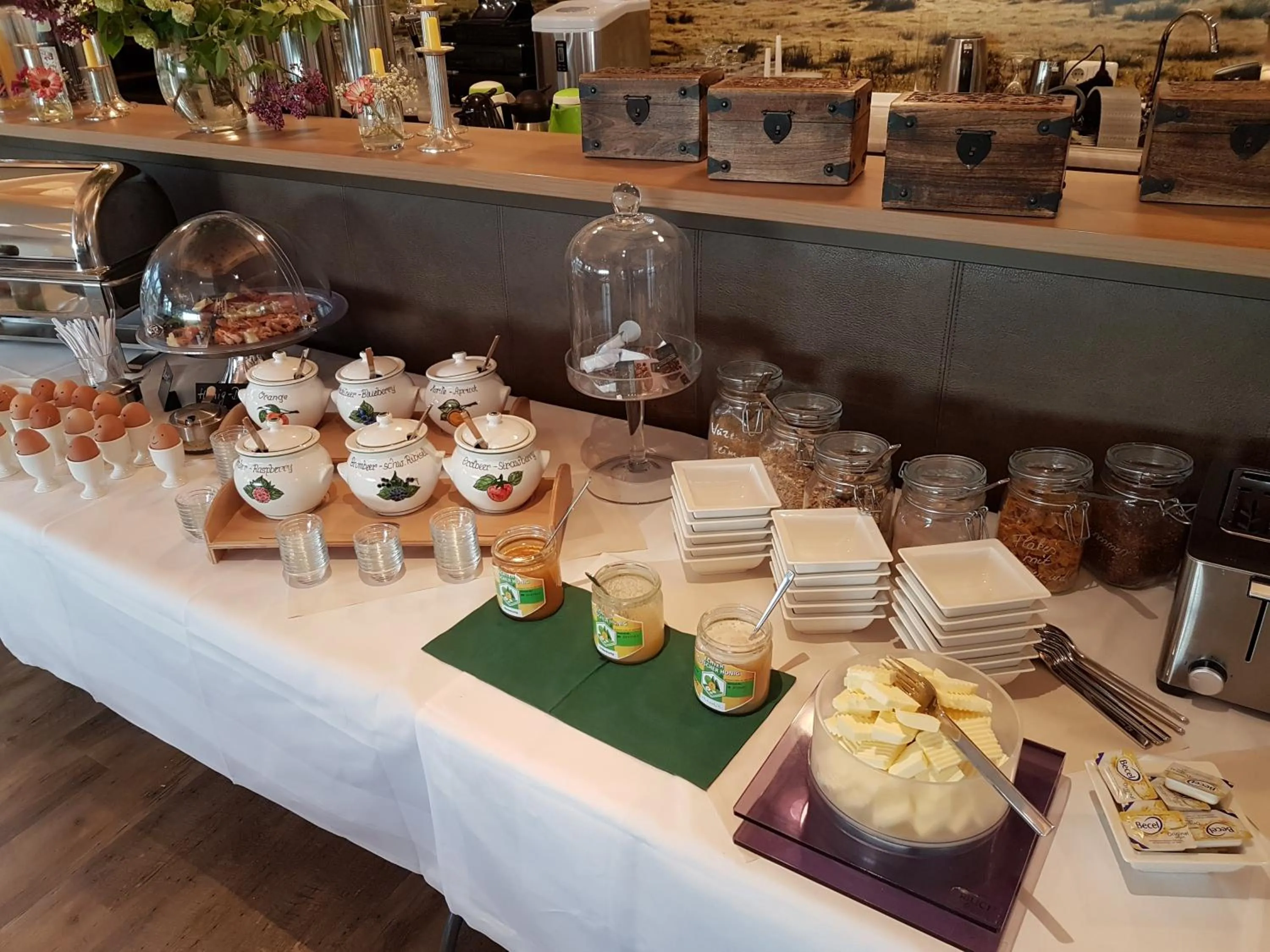 Buffet breakfast in Hotel Am Fleesensee