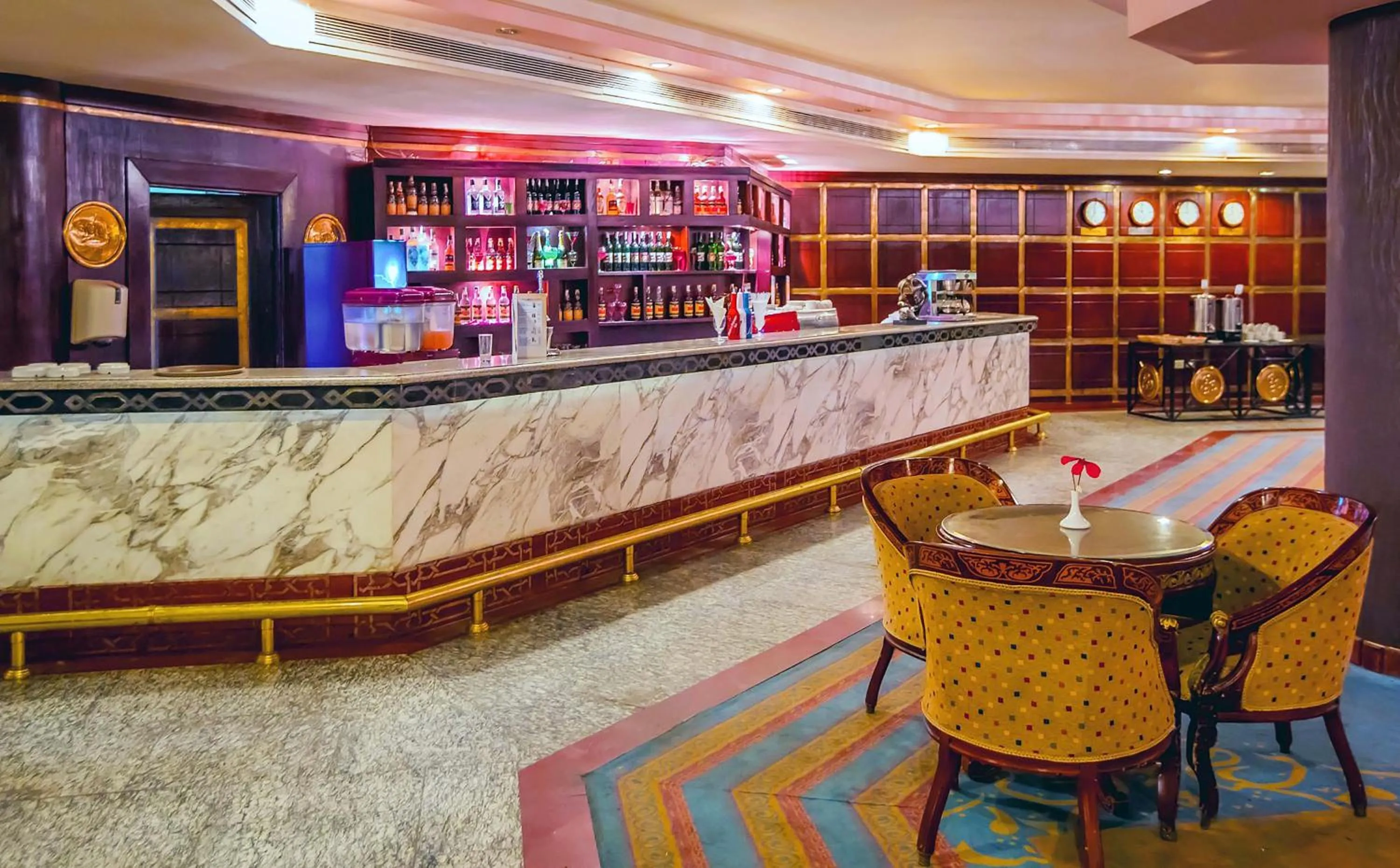 Lounge or bar in White Valley Palace