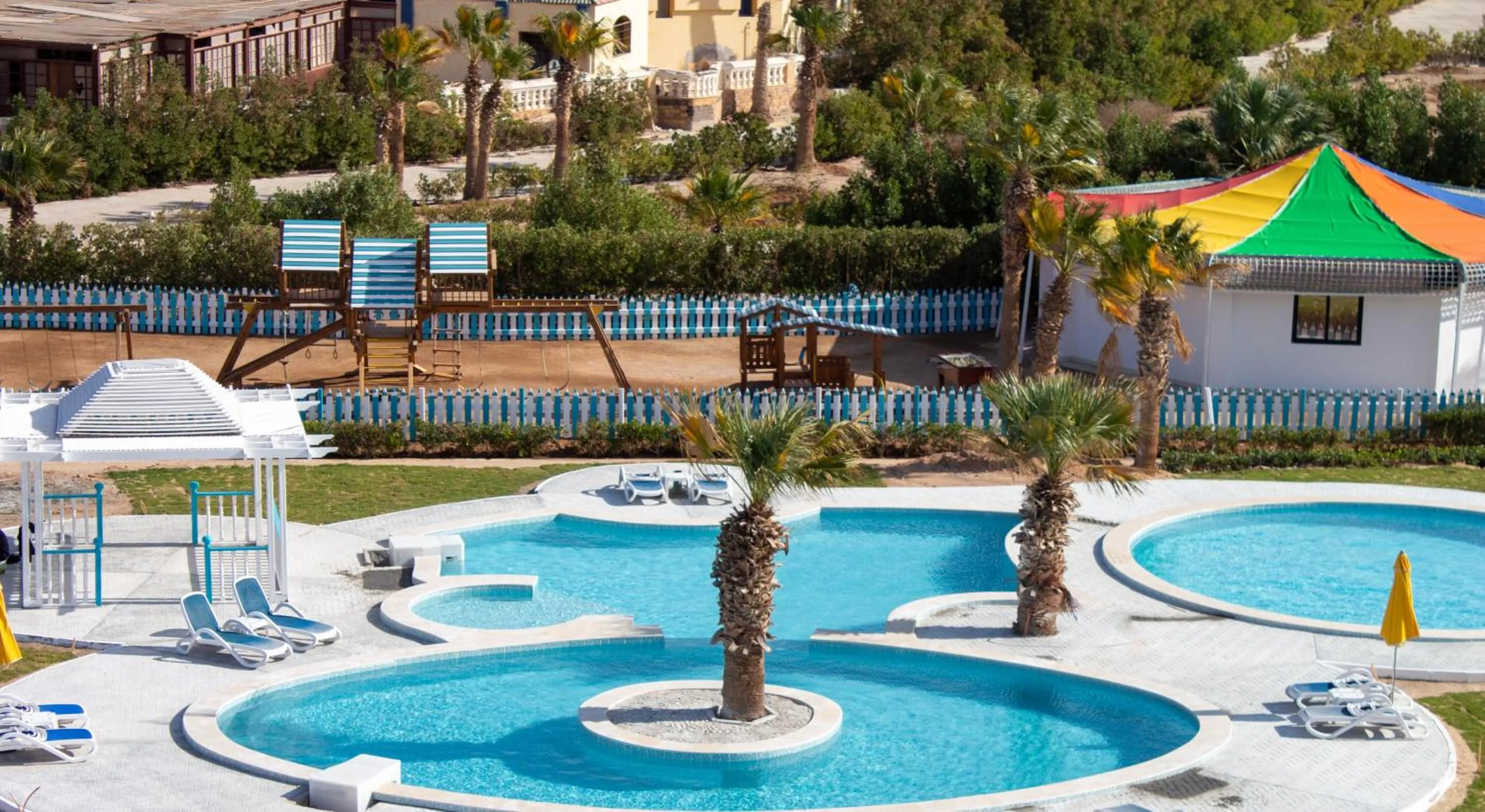 Natural landscape in White Valley Palace