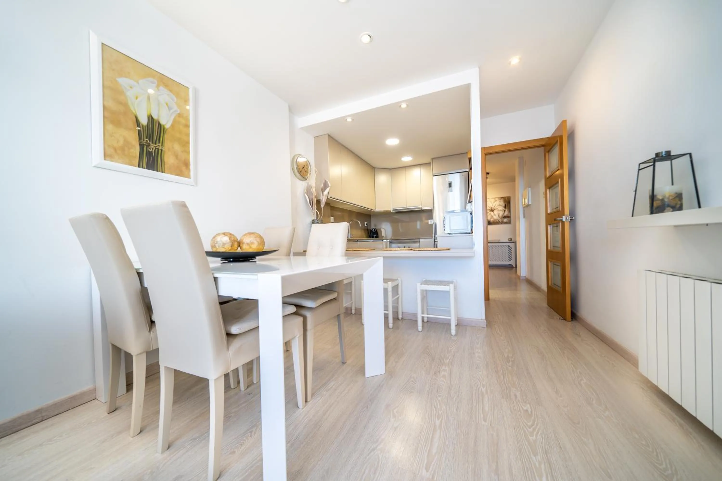 Dining area in HomeHolidaysRentals Bluemar-Costa Barcelona
