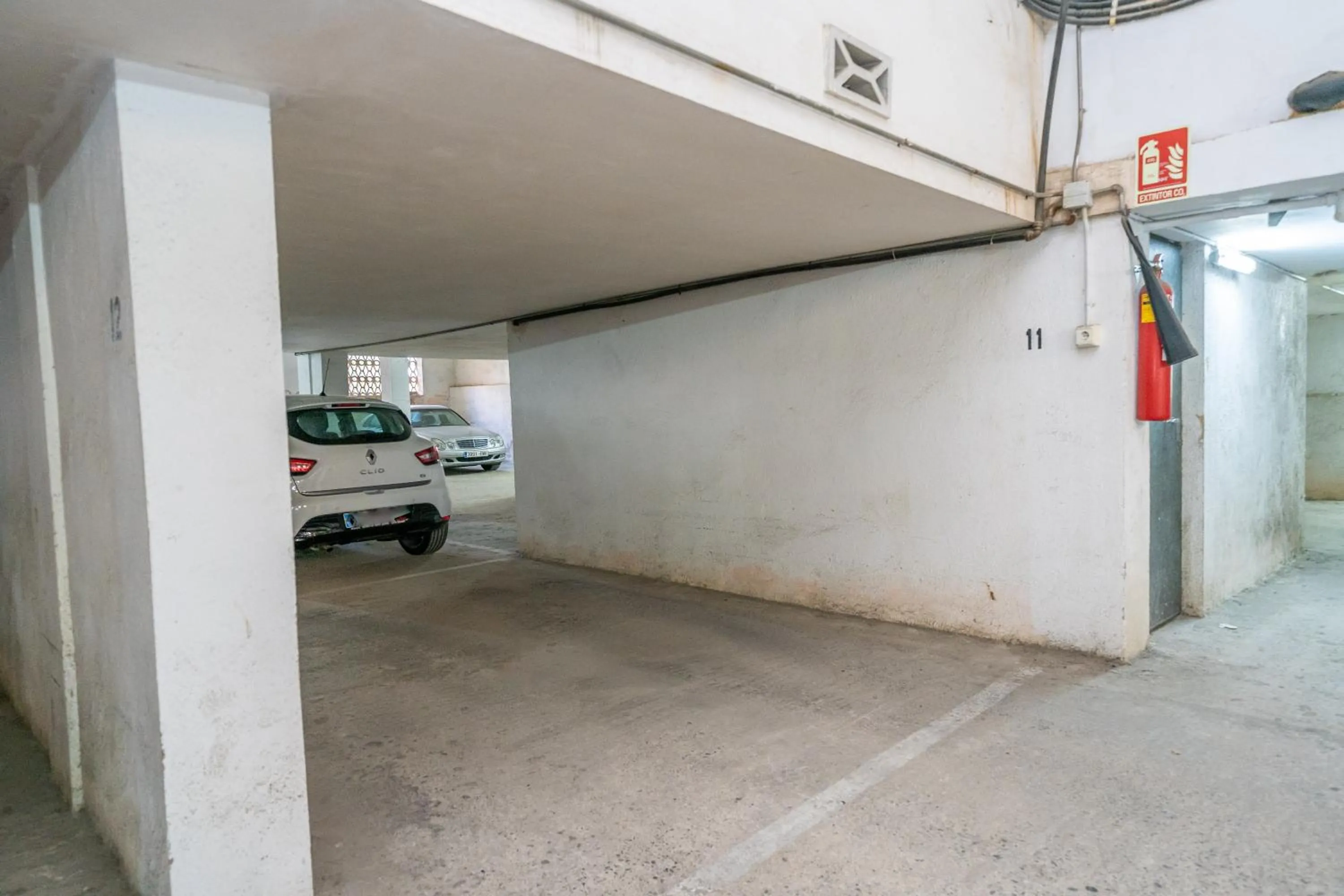 Parking in HomeHolidaysRentals Bluemar-Costa Barcelona