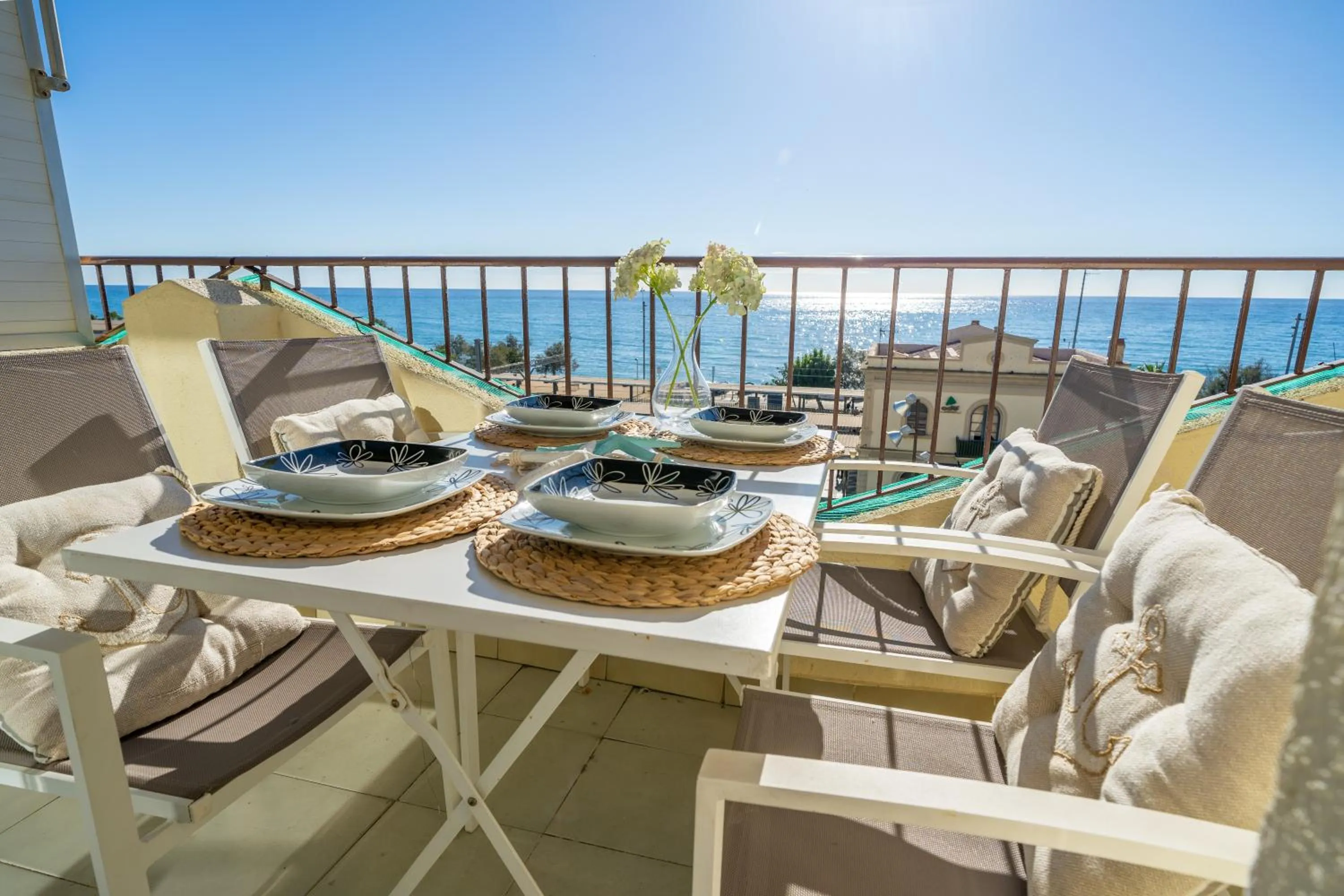 Balcony/Terrace in HomeHolidaysRentals Bluemar-Costa Barcelona