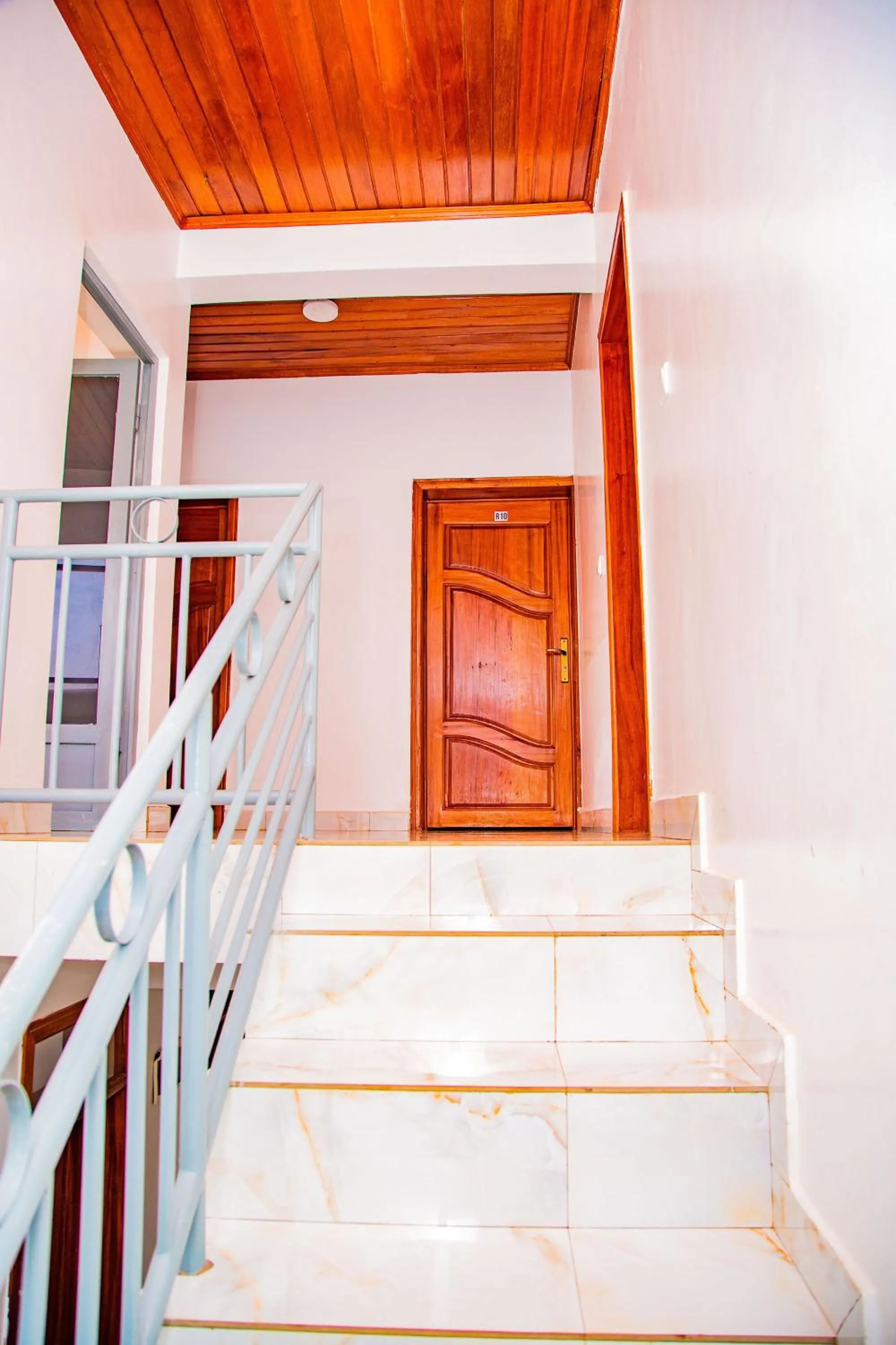 The Keza Hotel and Apartments