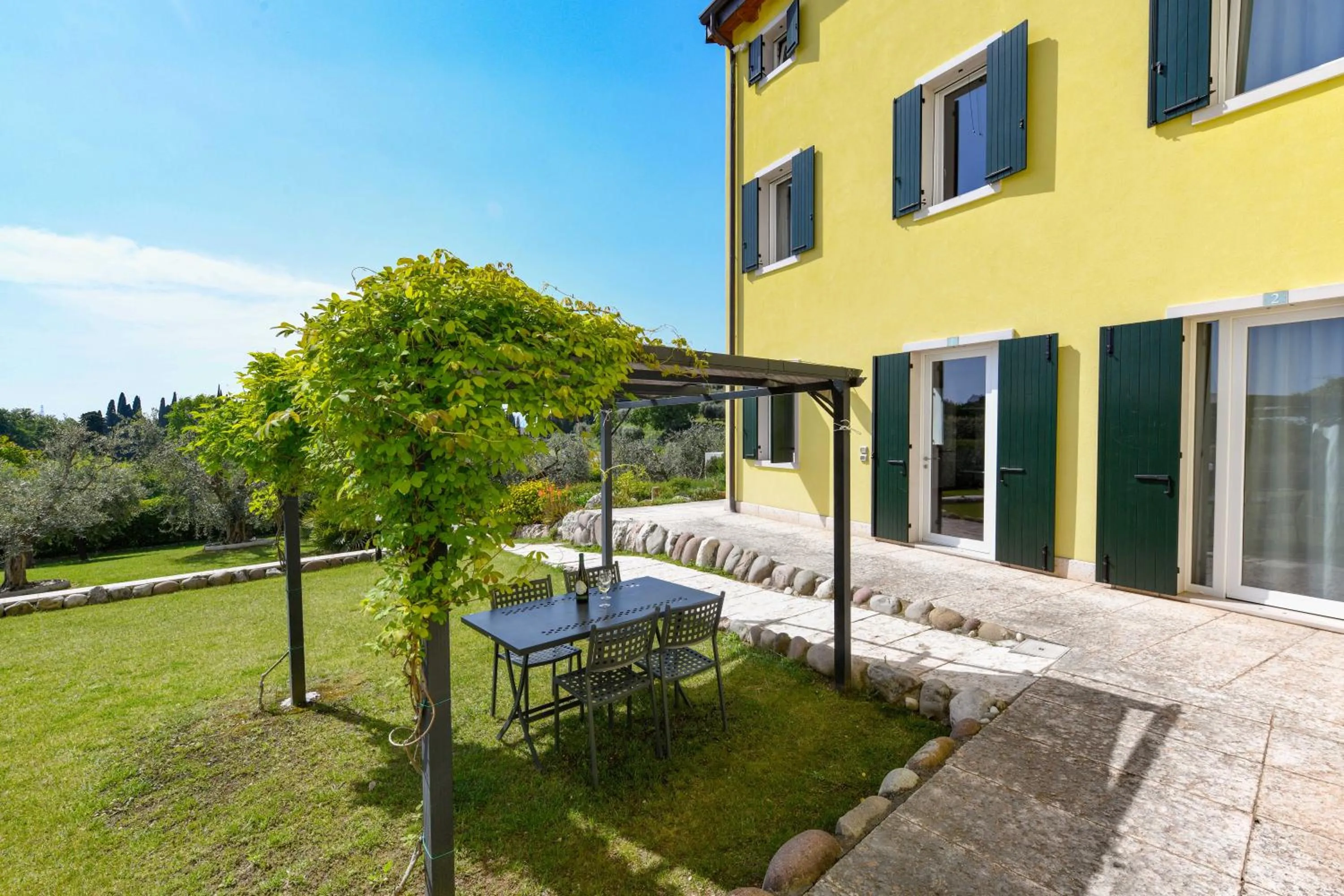 Spring in Residence Fontanelle