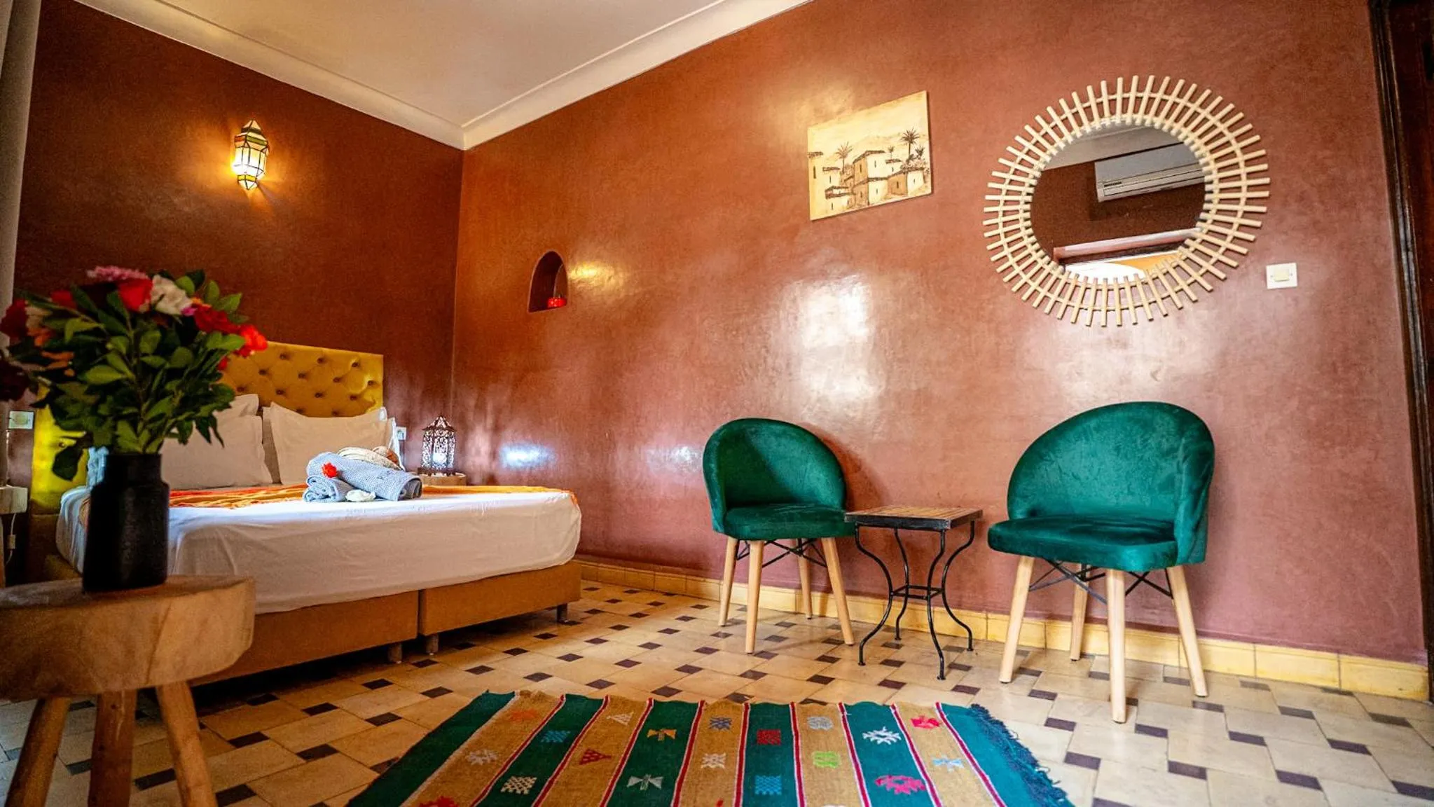 Photo of the whole room, Bed in Riad Hadda