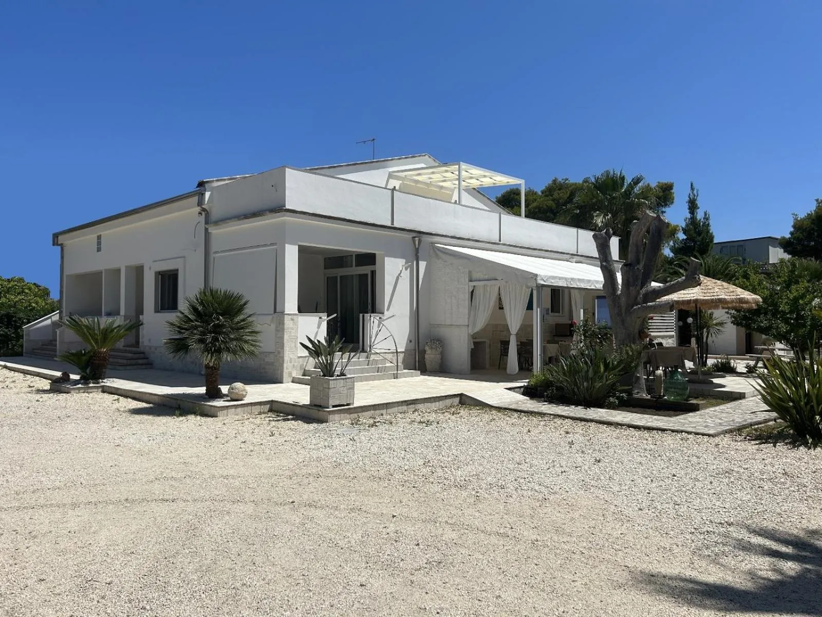 Property building in Villa Soleanna Residence