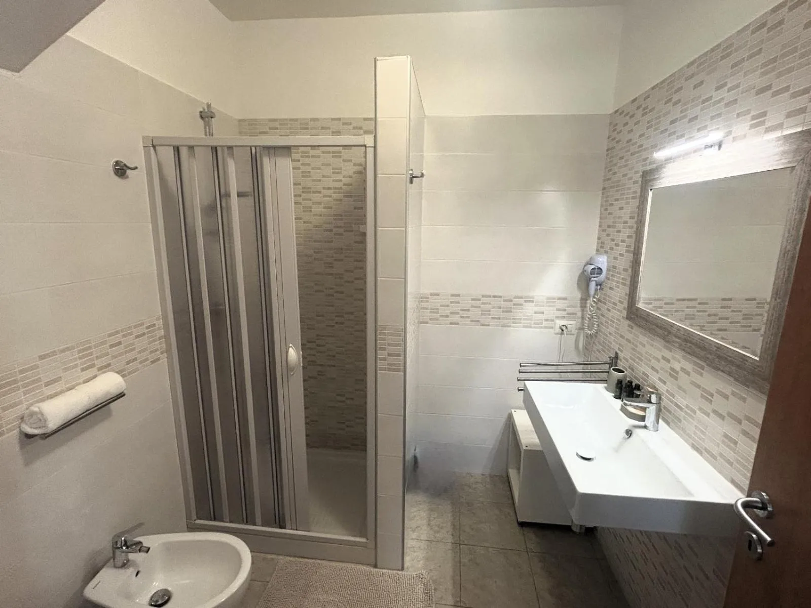 Shower in Villa Soleanna Residence