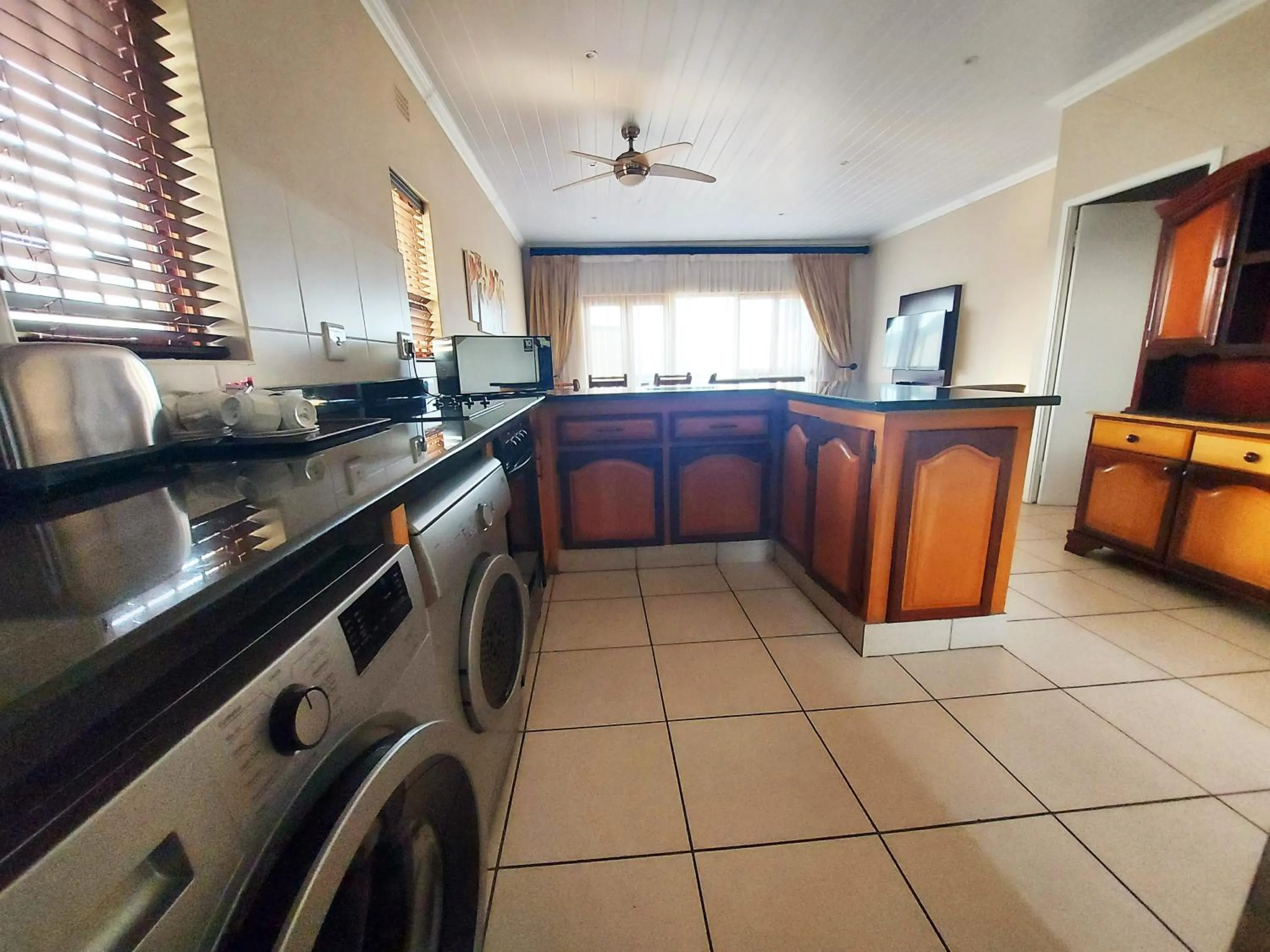 Kitchen or kitchenette in First Group Perna Perna Mossel Bay