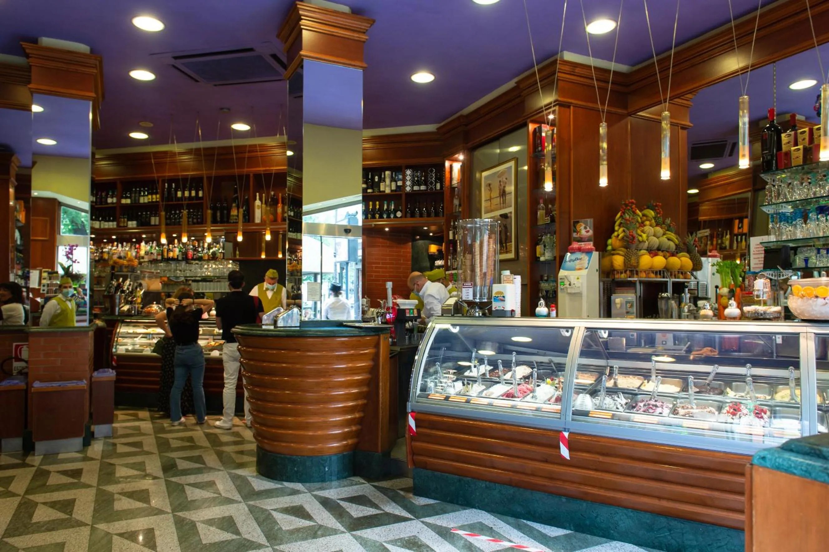 Lounge or bar in Residenza Ottaviani Roma