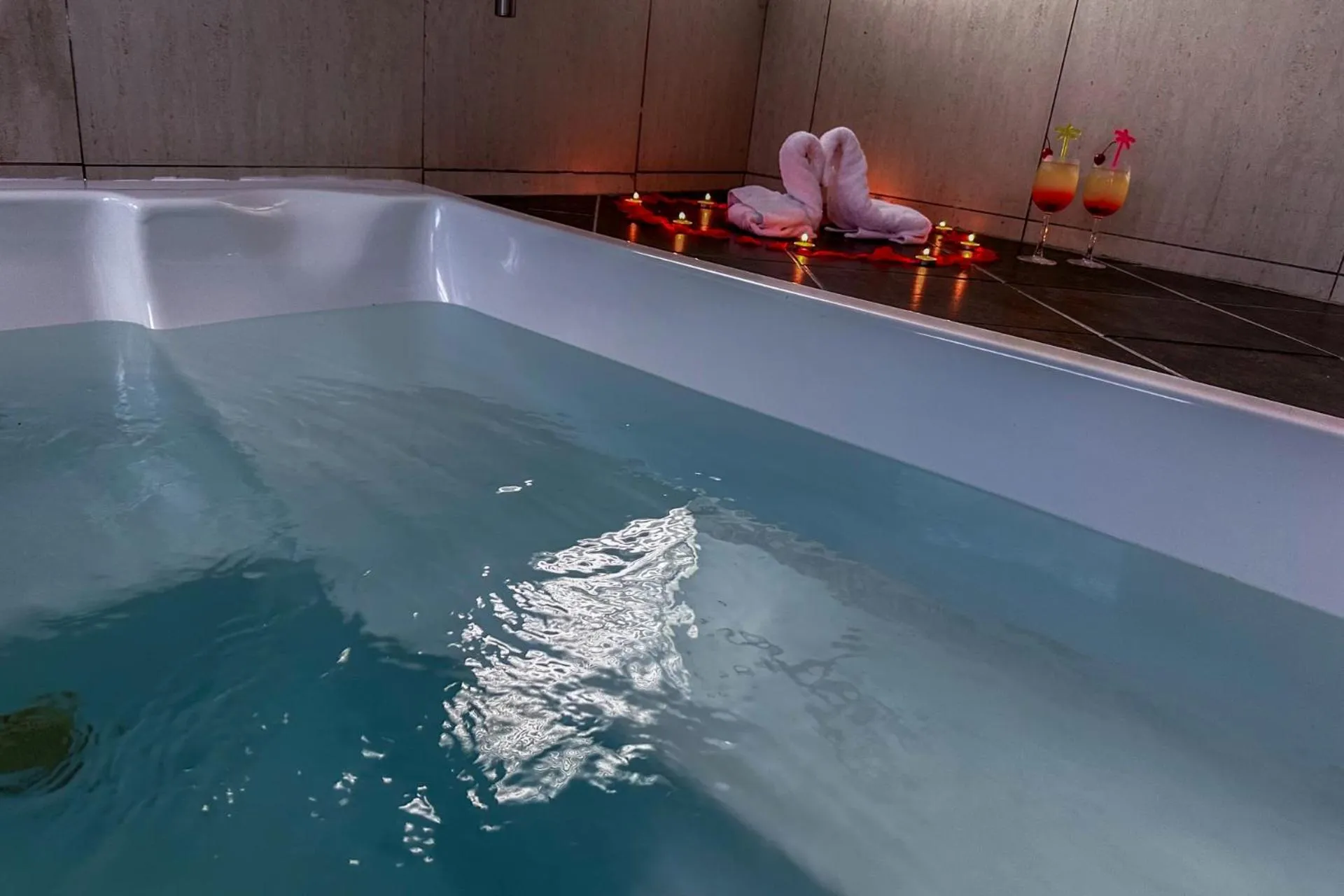 Spa and wellness centre/facilities in First Group Qwantani