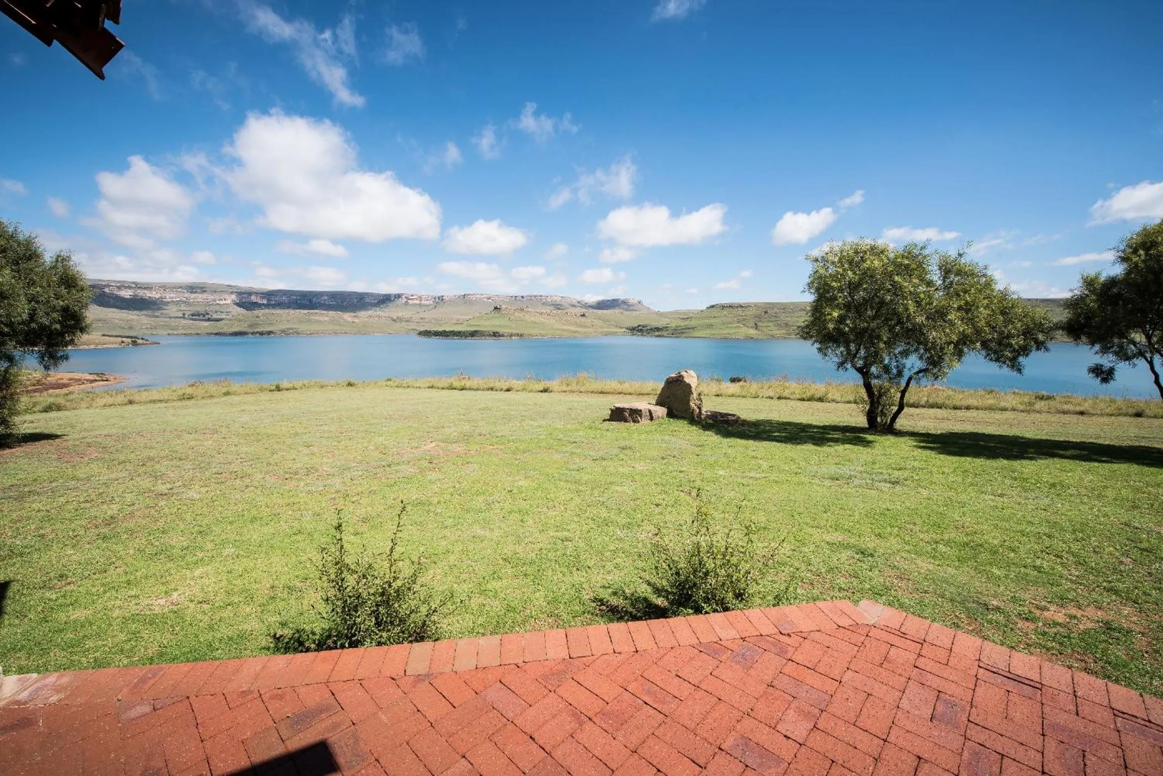 Patio in First Group Qwantani