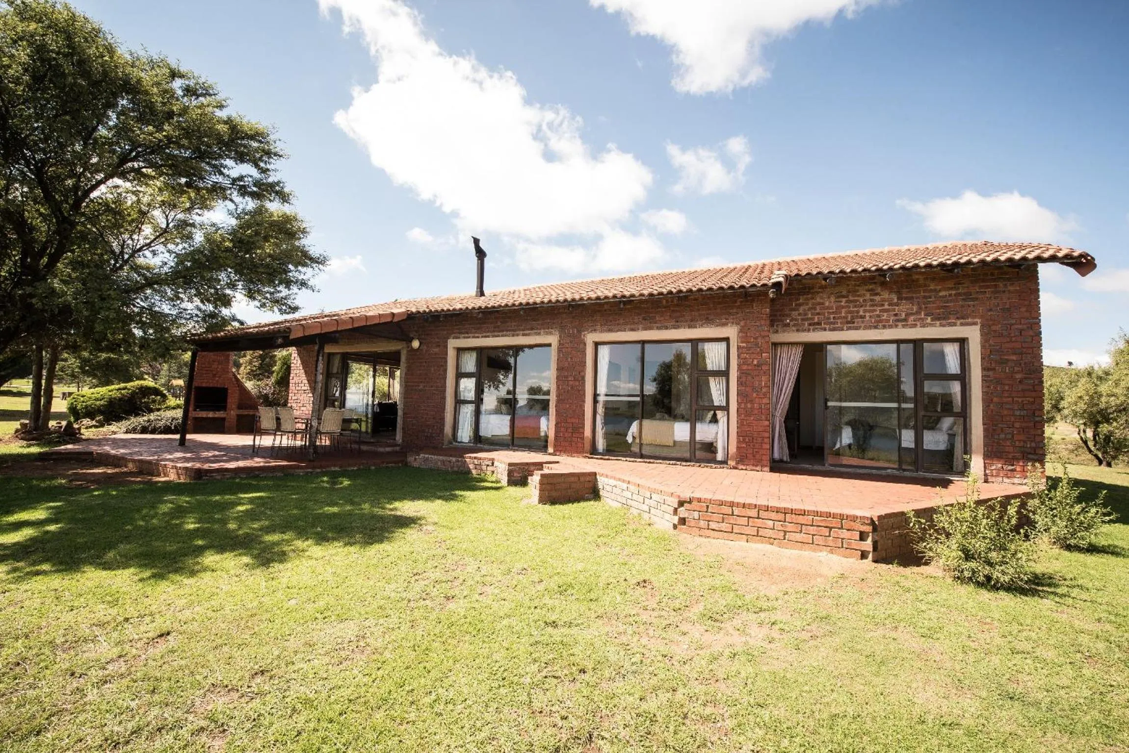 Patio in First Group Qwantani