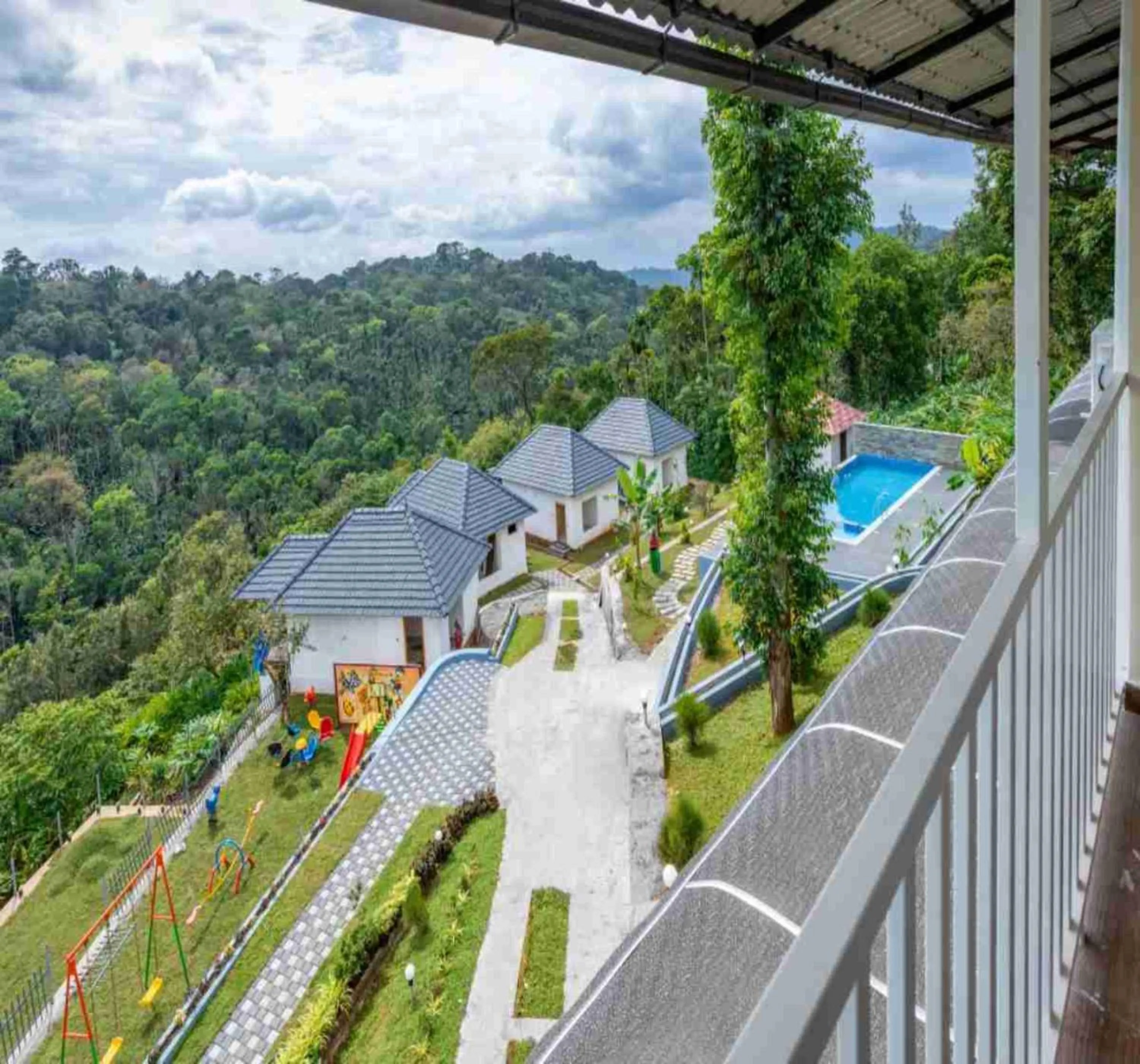 Property building in Le Serene Munnar Luxury Resorts & Spa