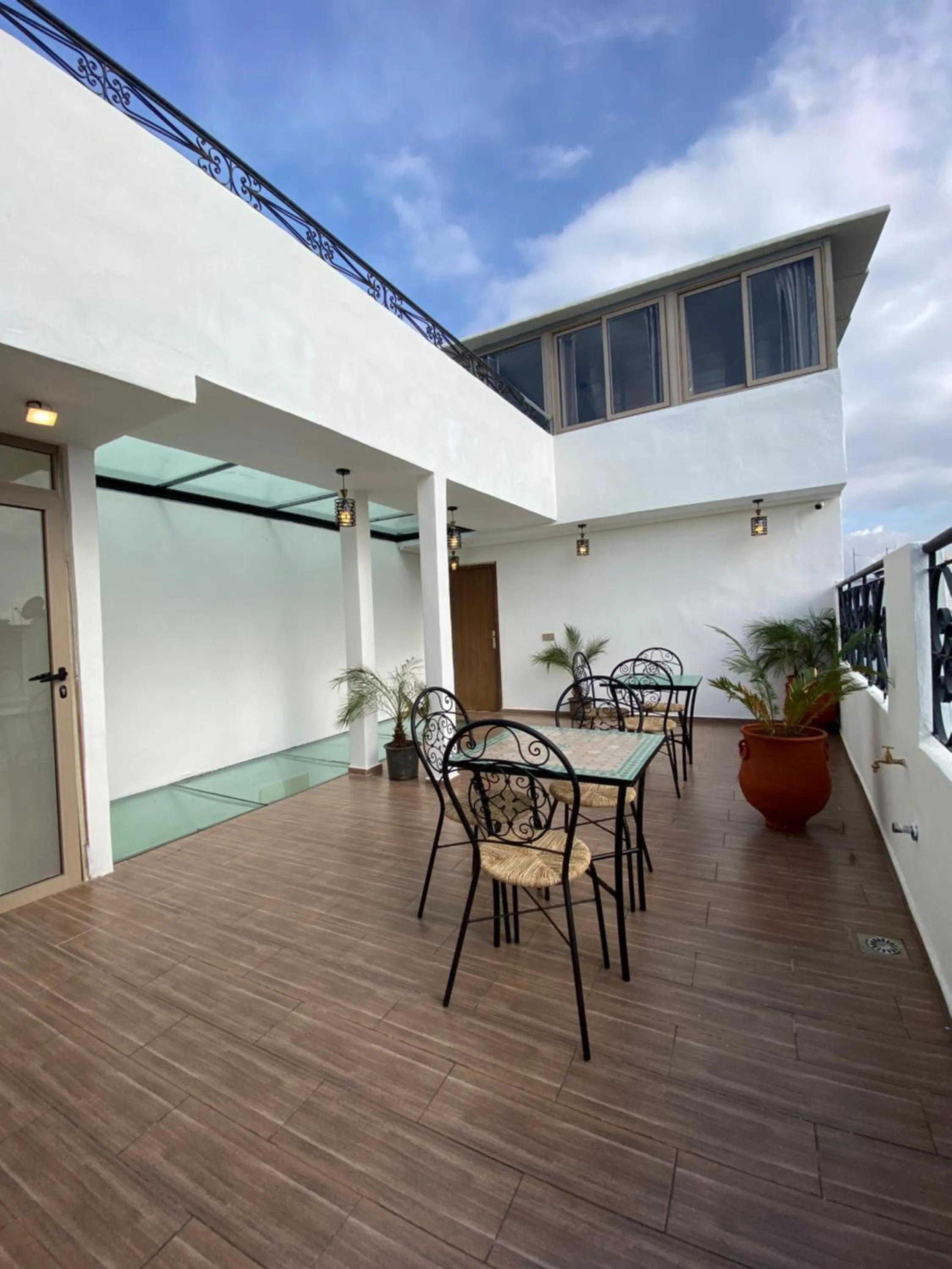 Restaurant/places to eat in Riad Jbara 2