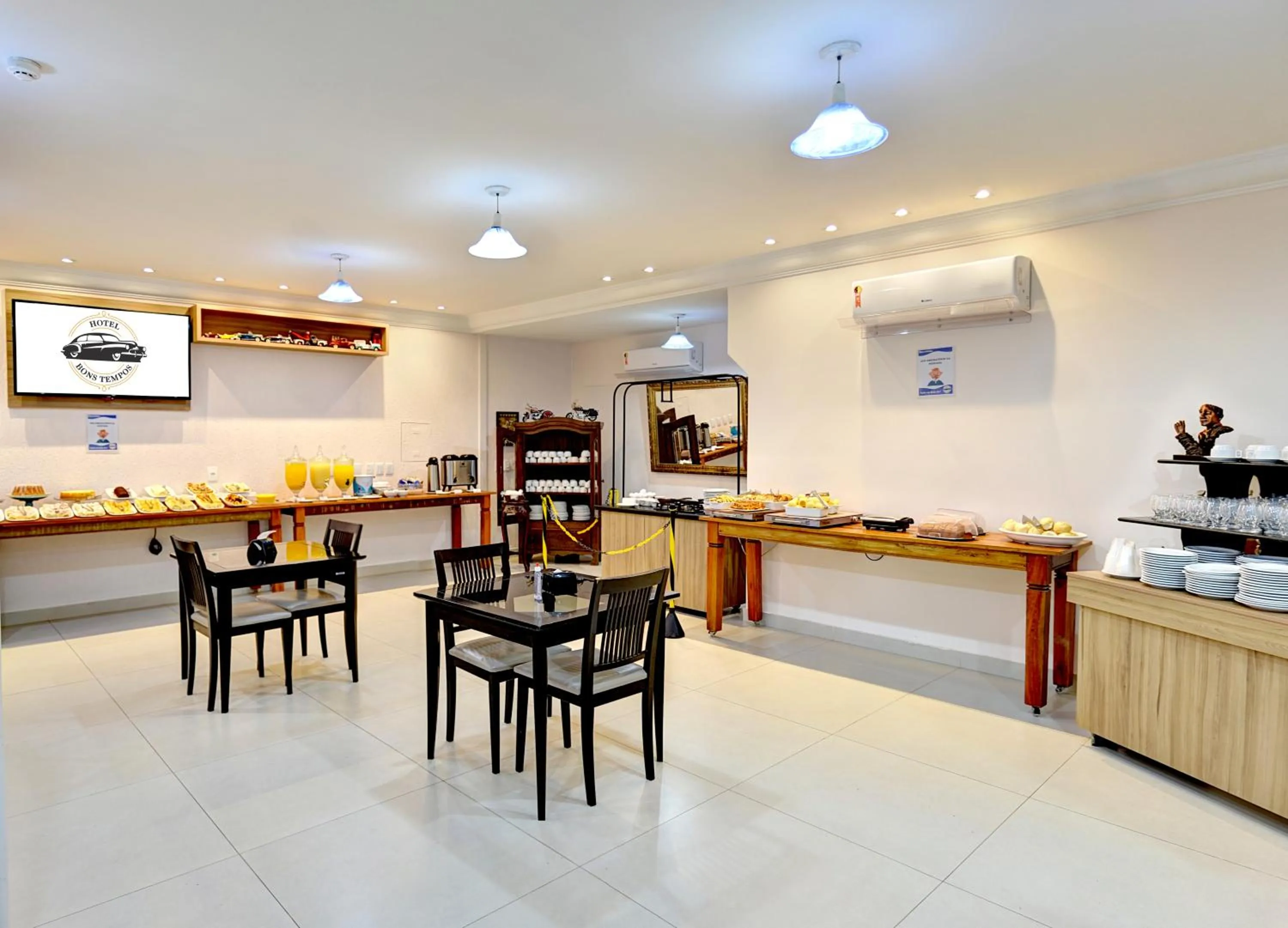 Hotel Bons Tempos