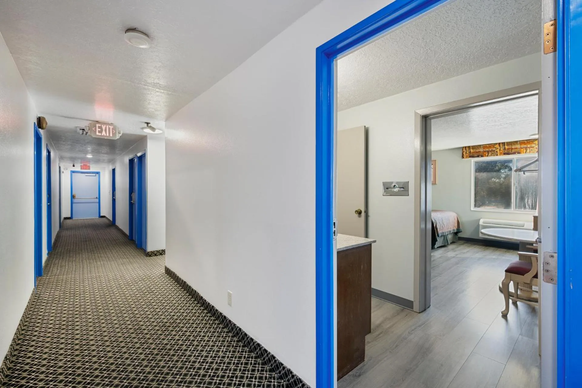 Bed in Budget Motel - Delta, Utah