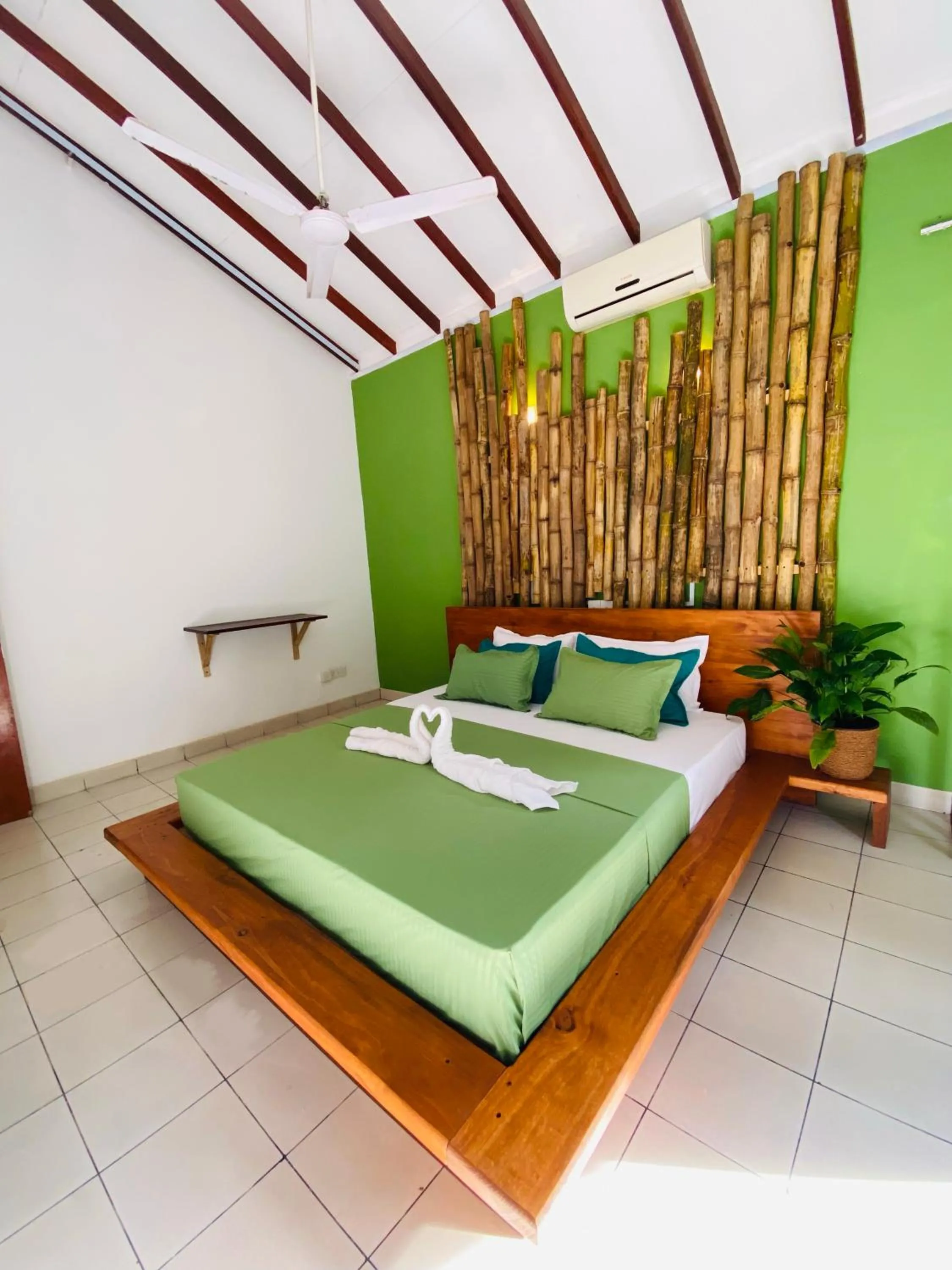 Bed in SURF N SPICE - HIRIKETiYA