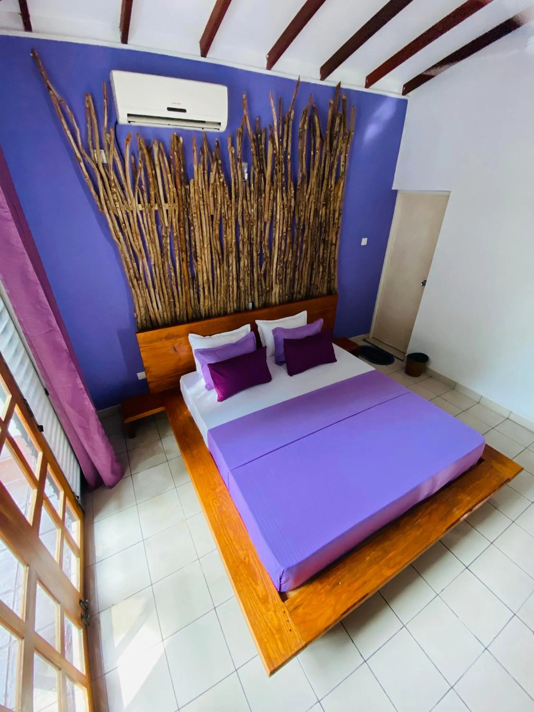 Bed in SURF N SPICE - HIRIKETiYA