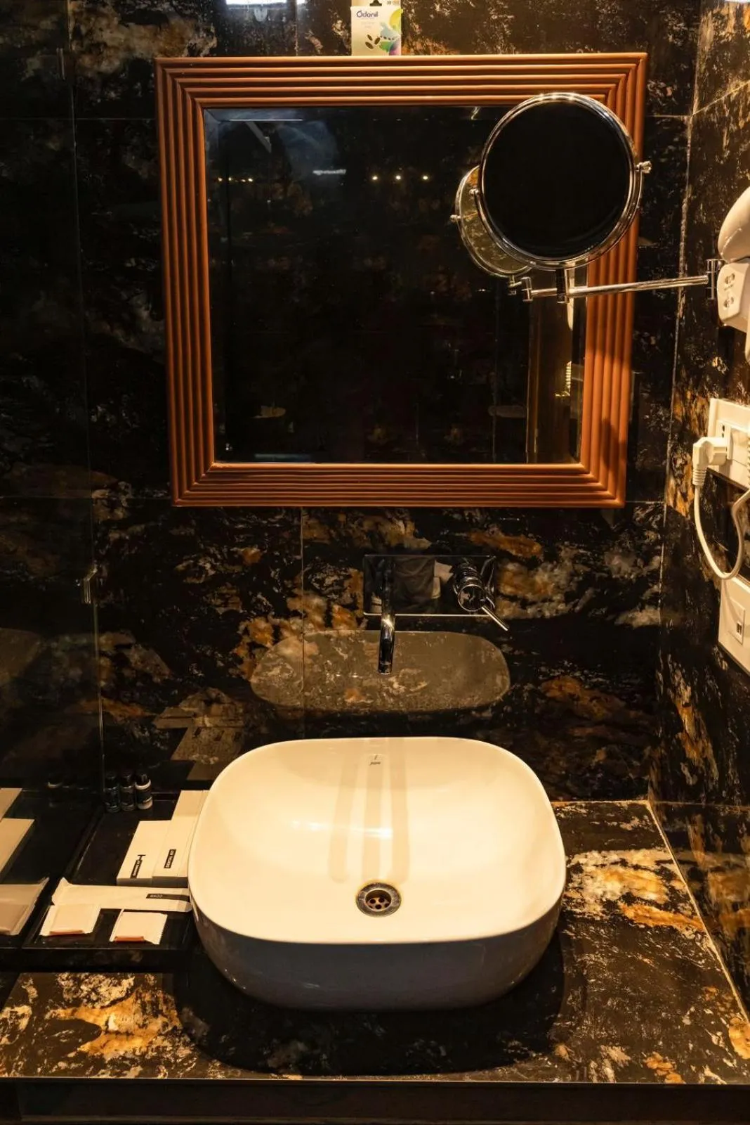 Bathroom in THE FORT