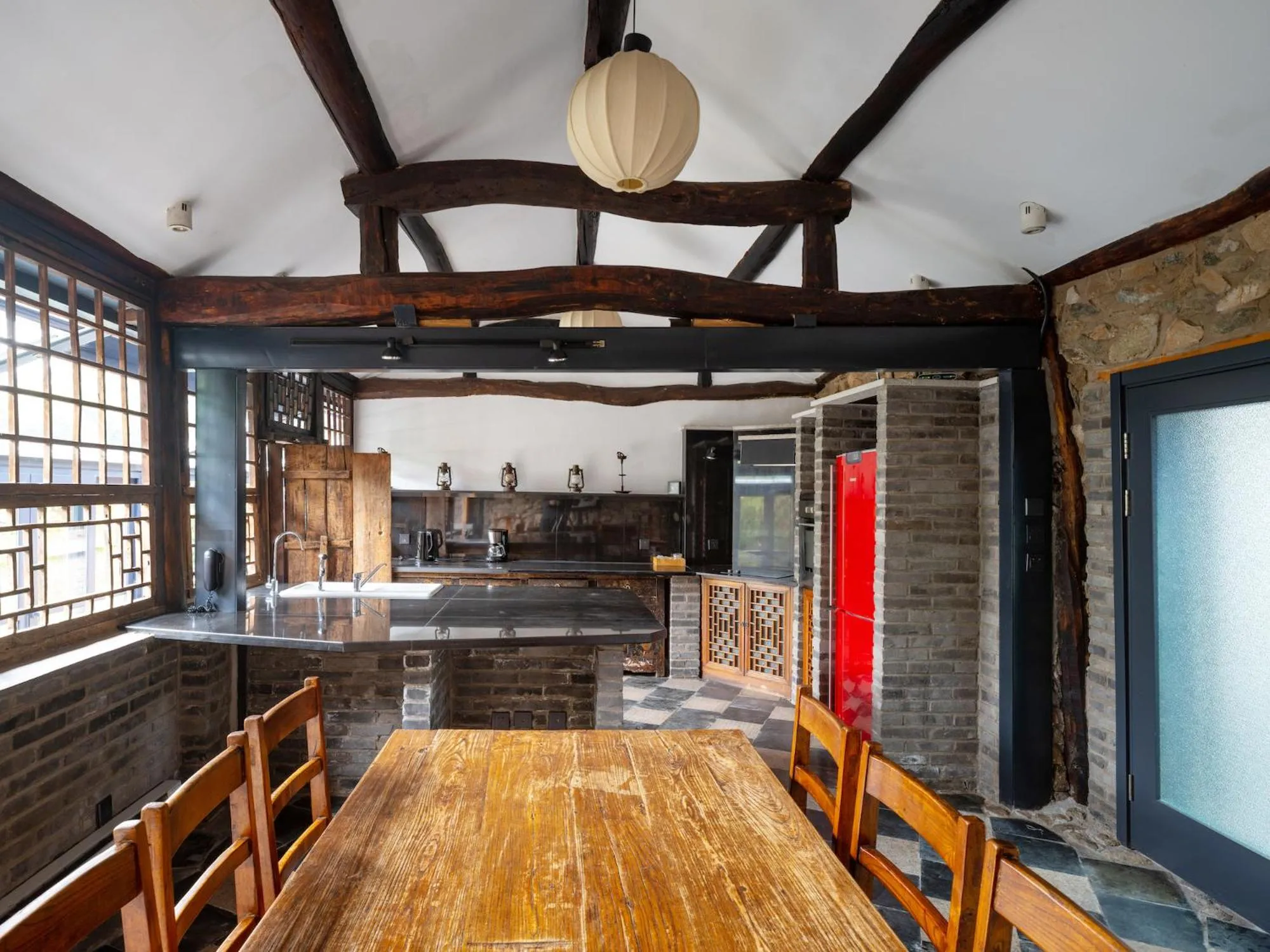 Kitchen or kitchenette in Brickyard Retreat at Mutianyu Great Wall Adjoin to Mutianyu Great Wall - Room with the View of Great Wall - Jacuzzi with the View of Great Wall - Vehicle Shuttle Service - International Catering - SPA& Nail Beauty Facilities