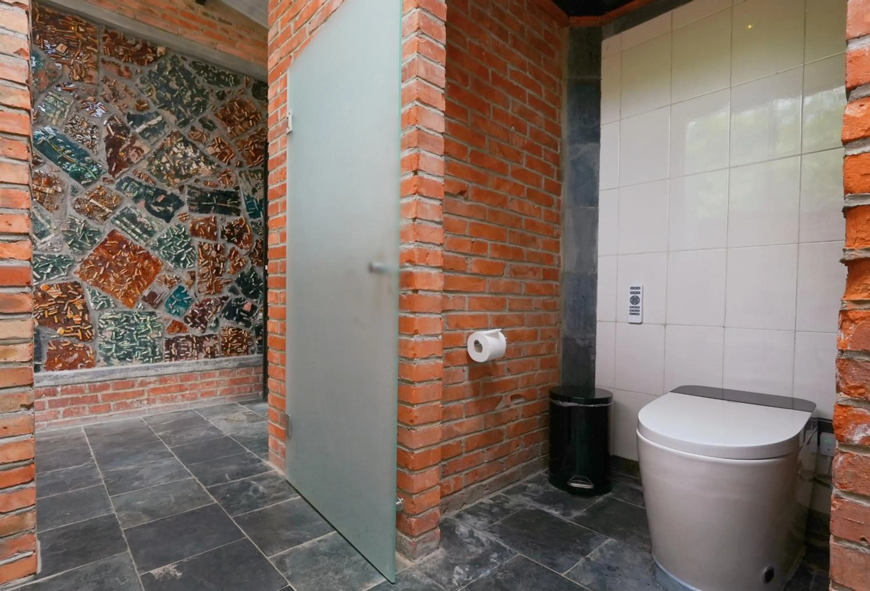 Toilet in Brickyard Retreat at Mutianyu Great Wall Adjoin to Mutianyu Great Wall - Room with the View of Great Wall - Jacuzzi with the View of Great Wall - Vehicle Shuttle Service - International Catering - SPA& Nail Beauty Facilities