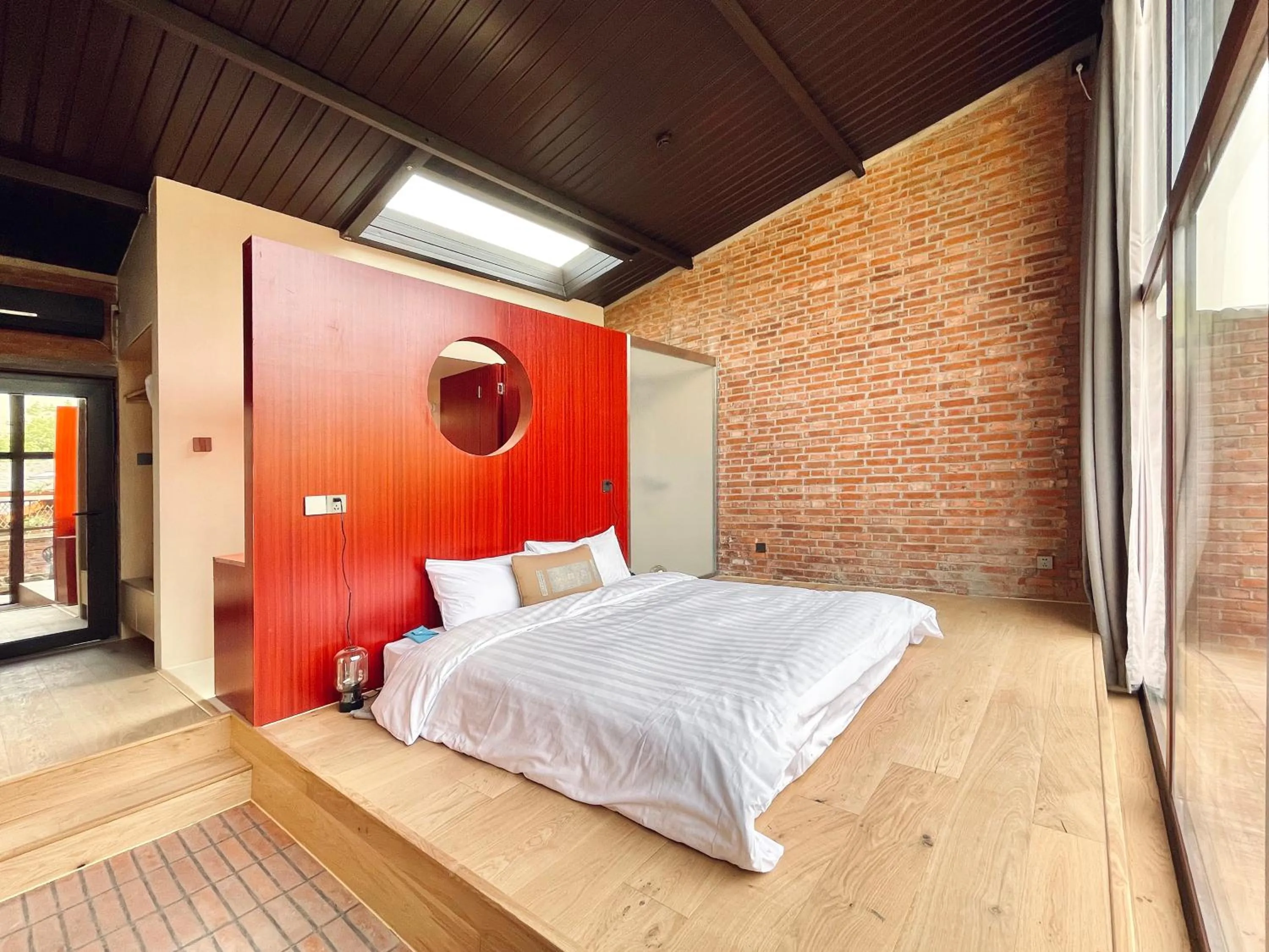 Photo of the whole room, Bed in Brickyard Retreat at Mutianyu Great Wall Adjoin to Mutianyu Great Wall - Room with the View of Great Wall - Jacuzzi with the View of Great Wall - Vehicle Shuttle Service - International Catering - SPA& Nail Beauty Facilities