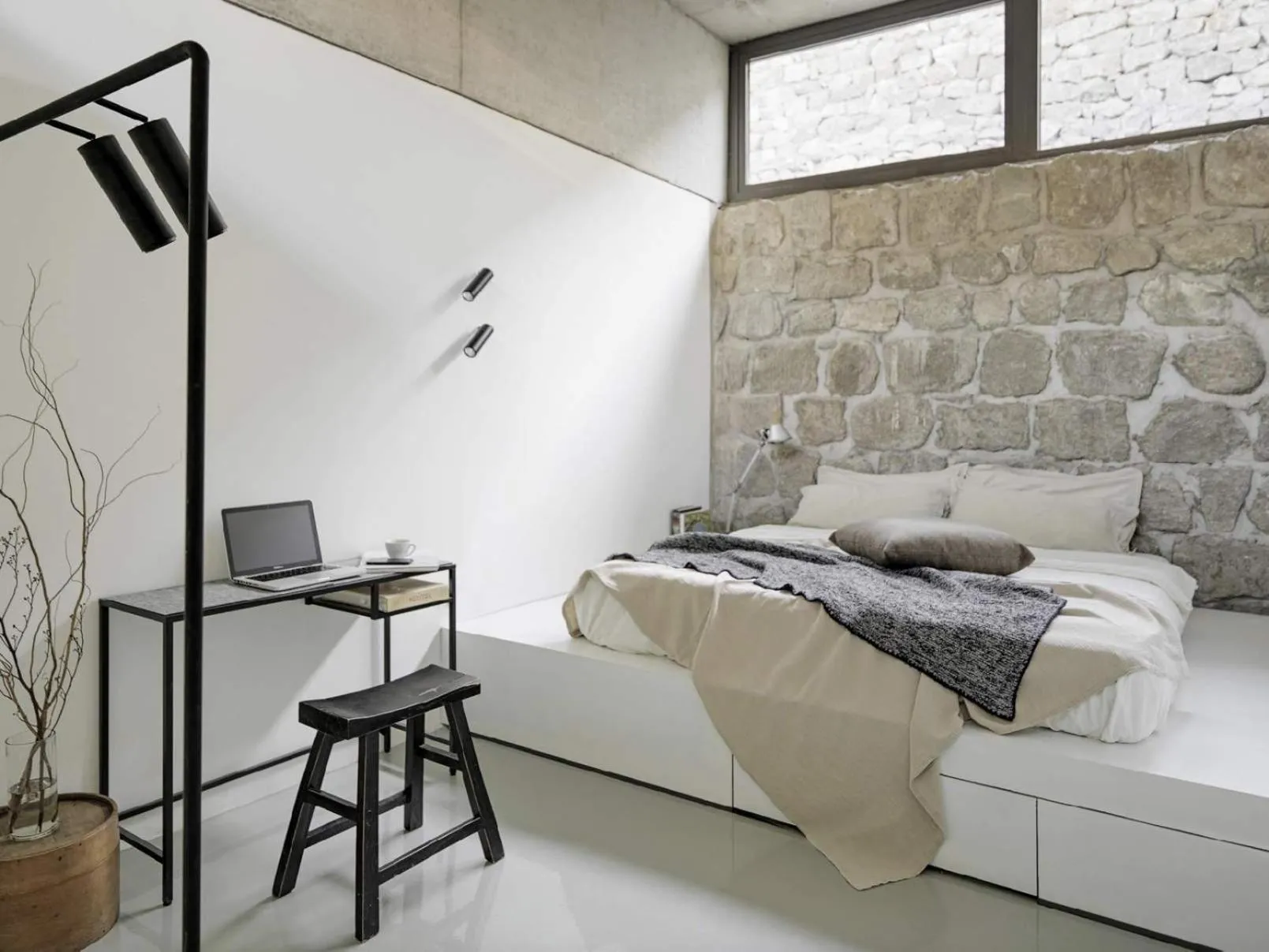 Bedroom, Bed in Brickyard Retreat at Mutianyu Great Wall Adjoin to Mutianyu Great Wall - Room with the View of Great Wall - Jacuzzi with the View of Great Wall - Vehicle Shuttle Service - International Catering - SPA& Nail Beauty Facilities