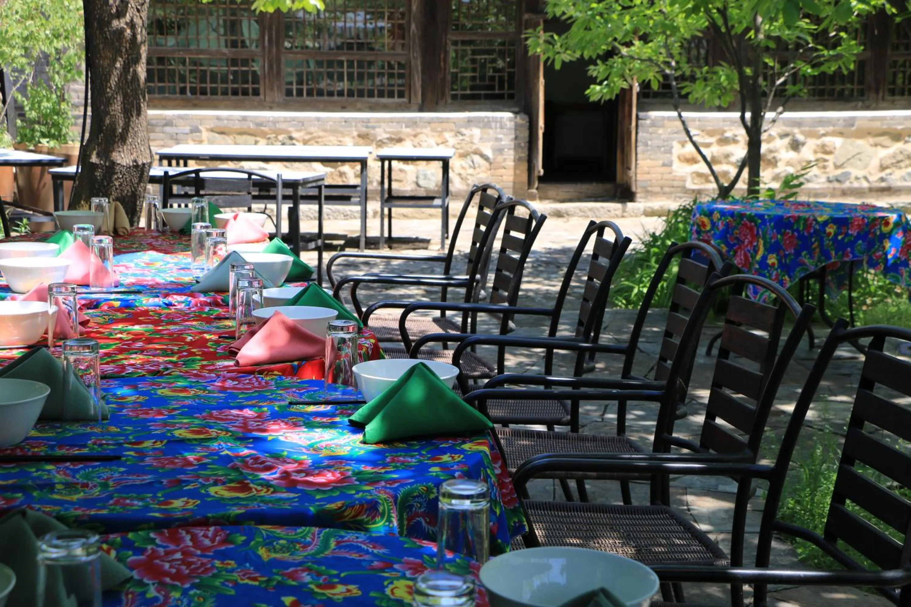 Restaurant/places to eat in Brickyard Retreat at Mutianyu Great Wall Adjoin to Mutianyu Great Wall - Room with the View of Great Wall - Jacuzzi with the View of Great Wall - Vehicle Shuttle Service - International Catering - SPA& Nail Beauty Facilities